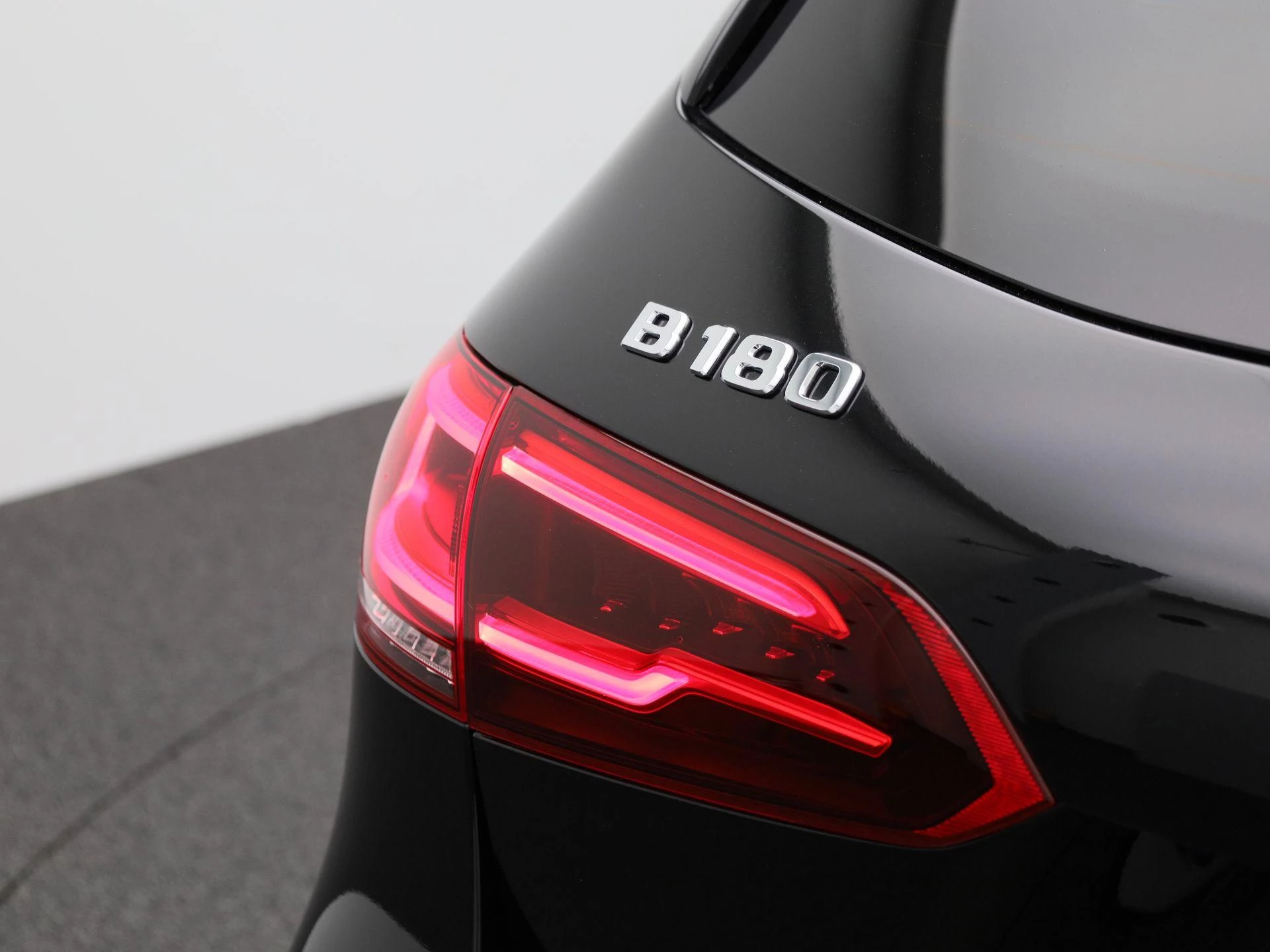Mercedes-Benz B-Klasse 180 Business Line