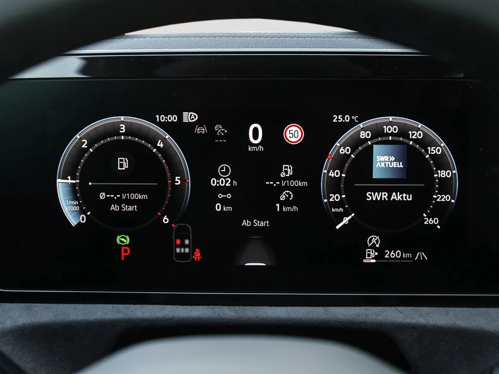 Volkswagen Tiguan R-Line 2,0 l TDI 4M. DSG AHK, Pano, Standh. VSA