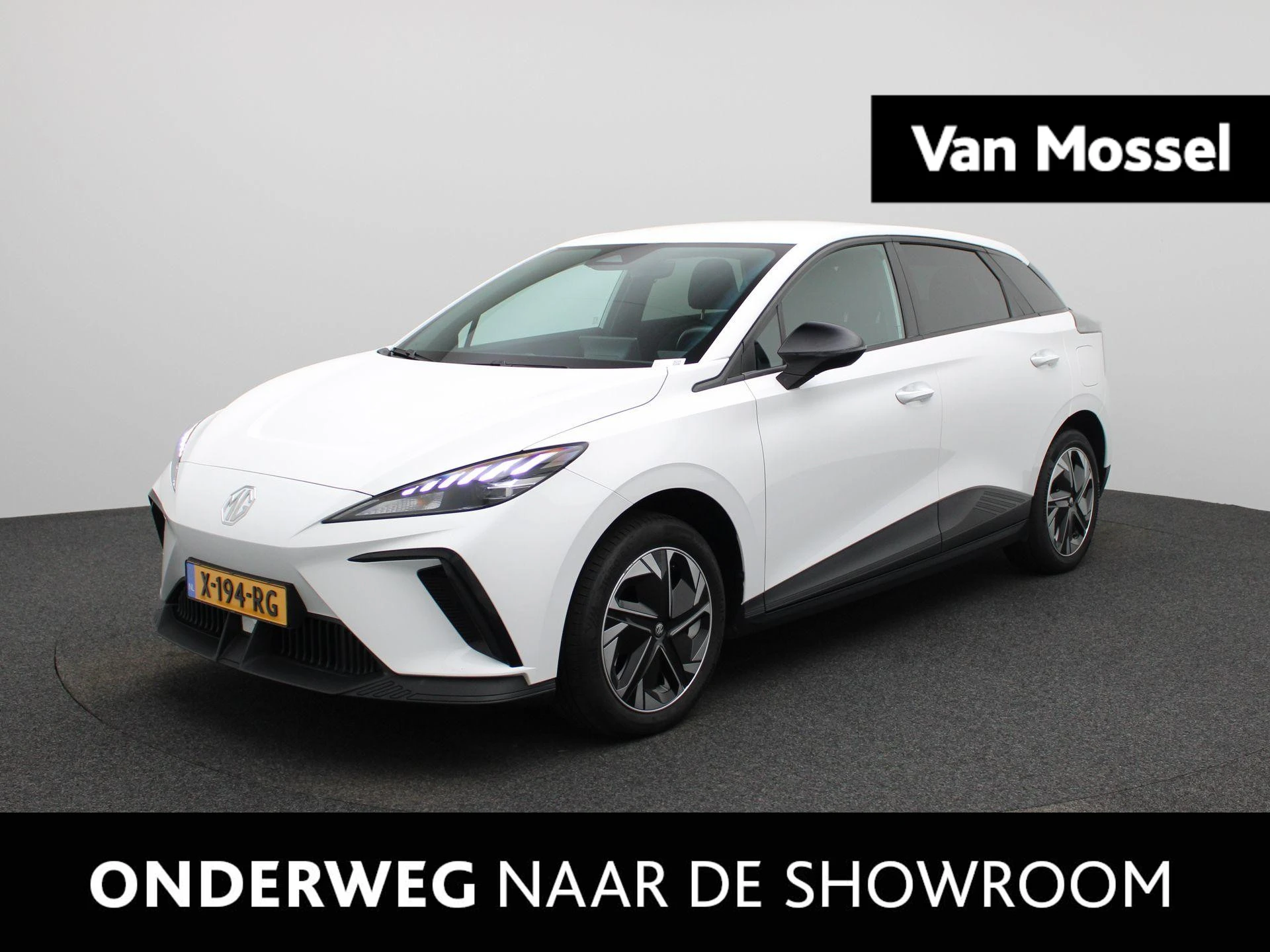 MG-MG4 EV-image-0