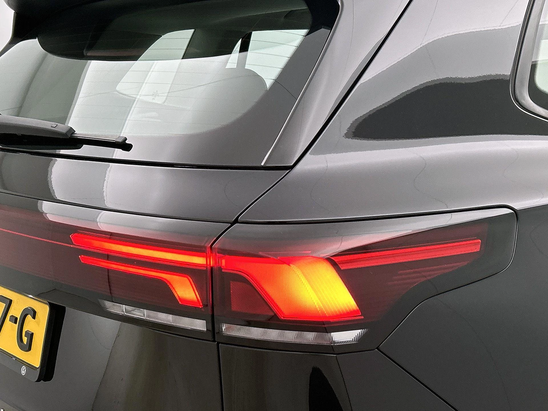 Volkswagen-Tiguan-image-34