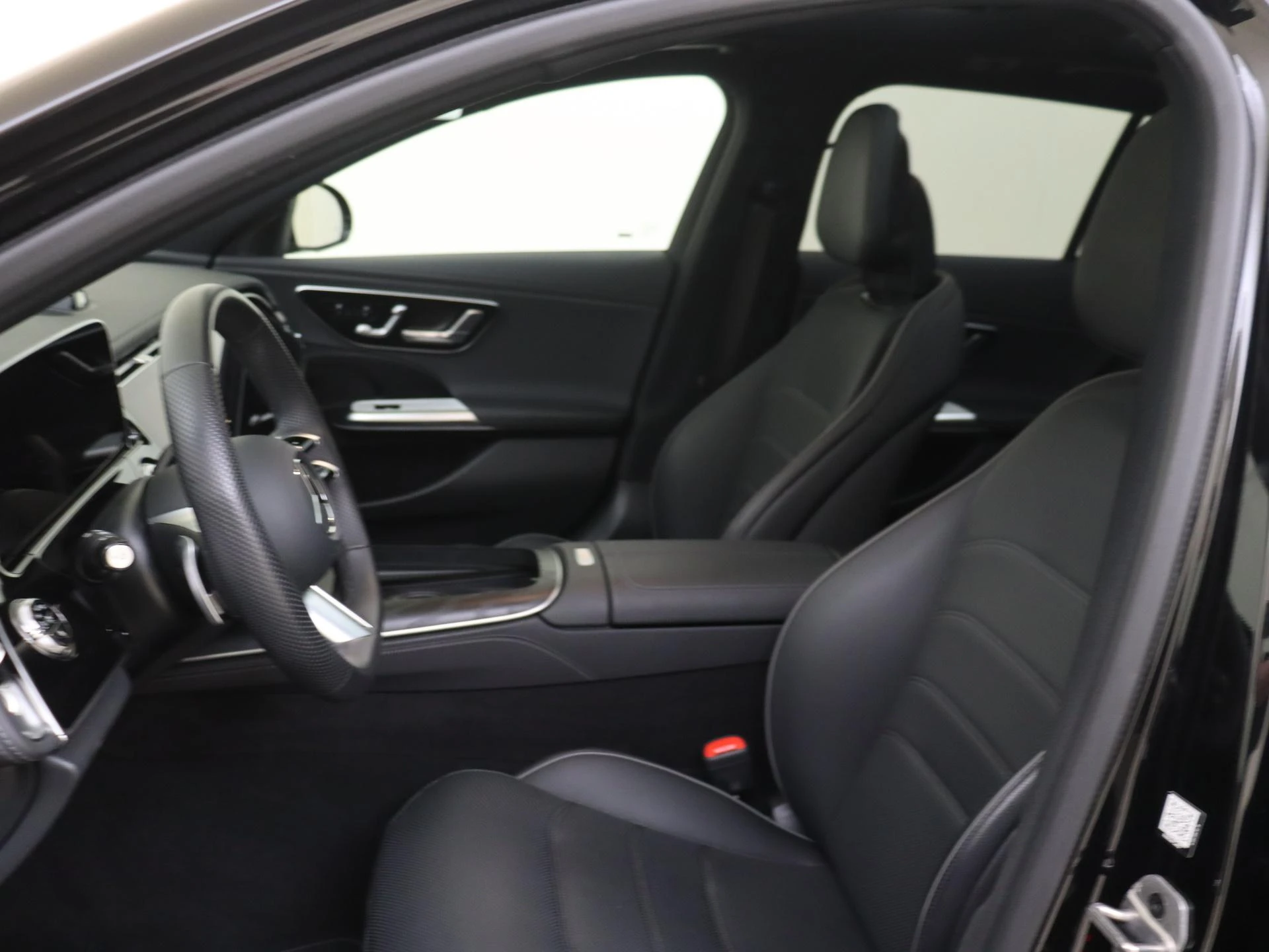 Mercedes-Benz-E-Klasse-image-10