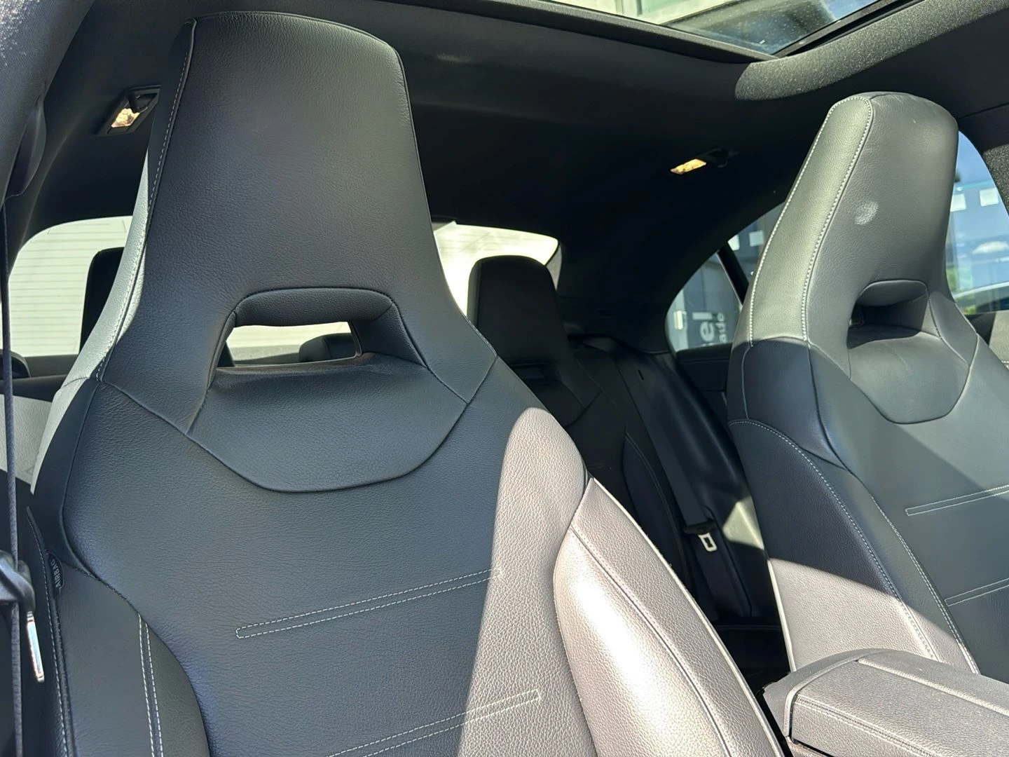 Mercedes-Benz-CLA-image-16