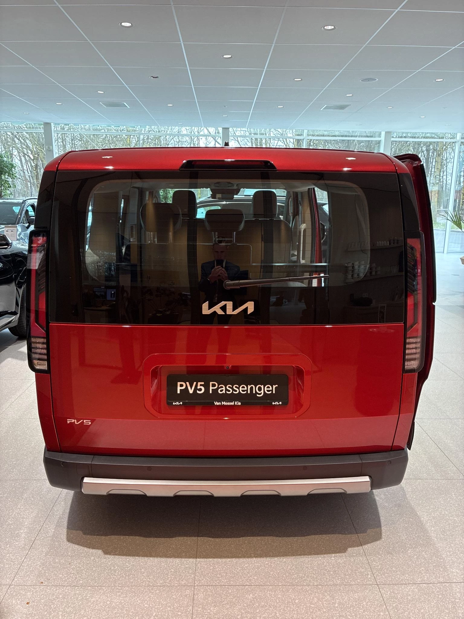 Kia PV5 Passenger Elite Executive 71.2 kWh