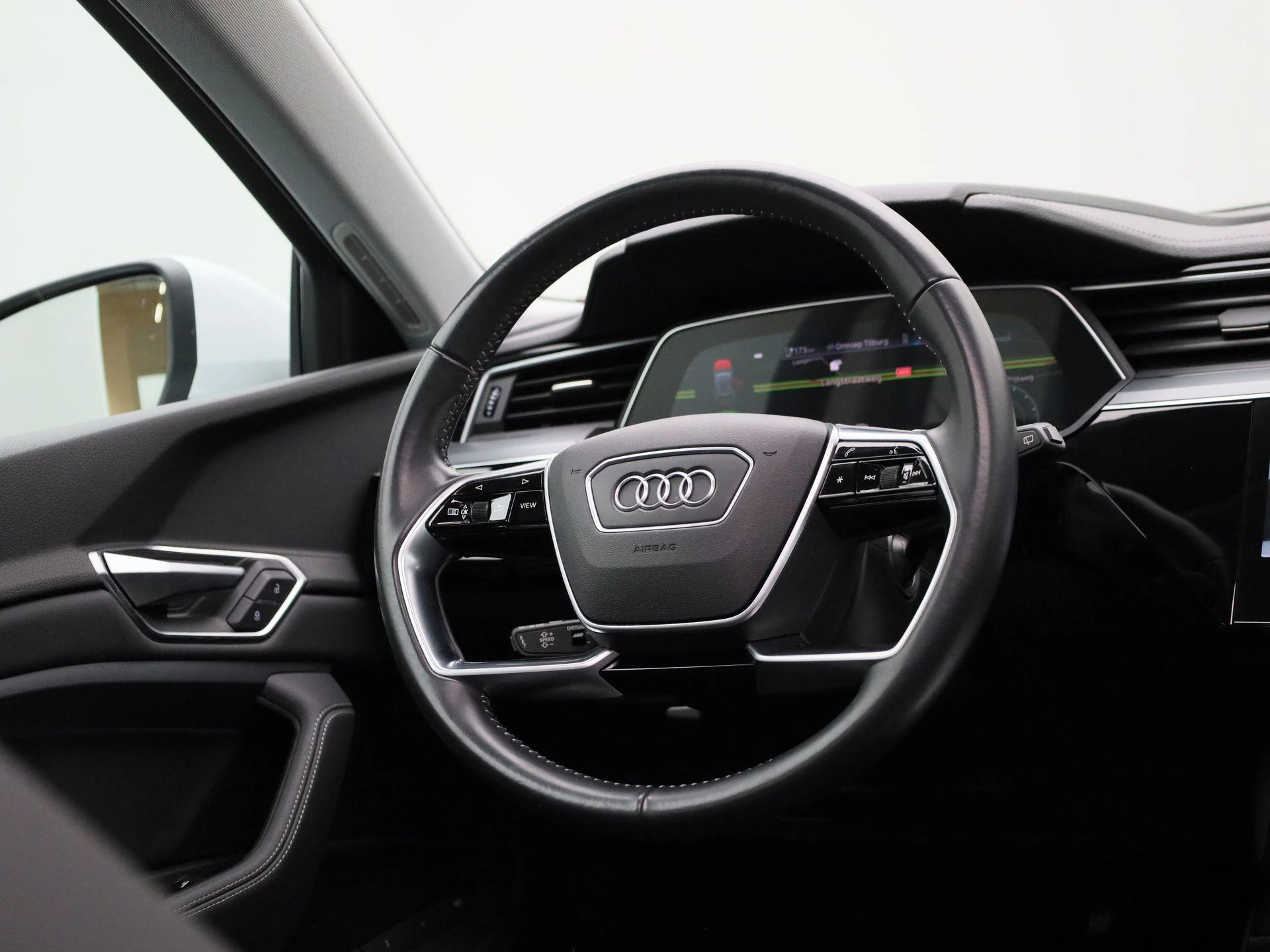 Audi-e-tron-image-39