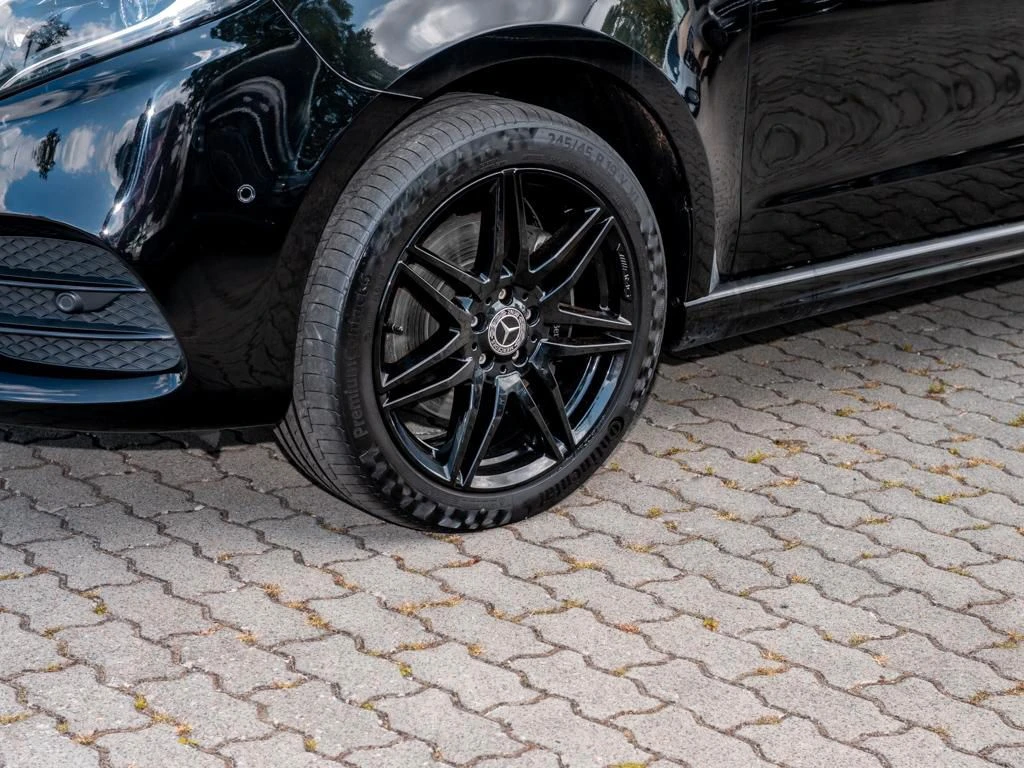Mercedes-Benz-V-Klasse 300-image-5