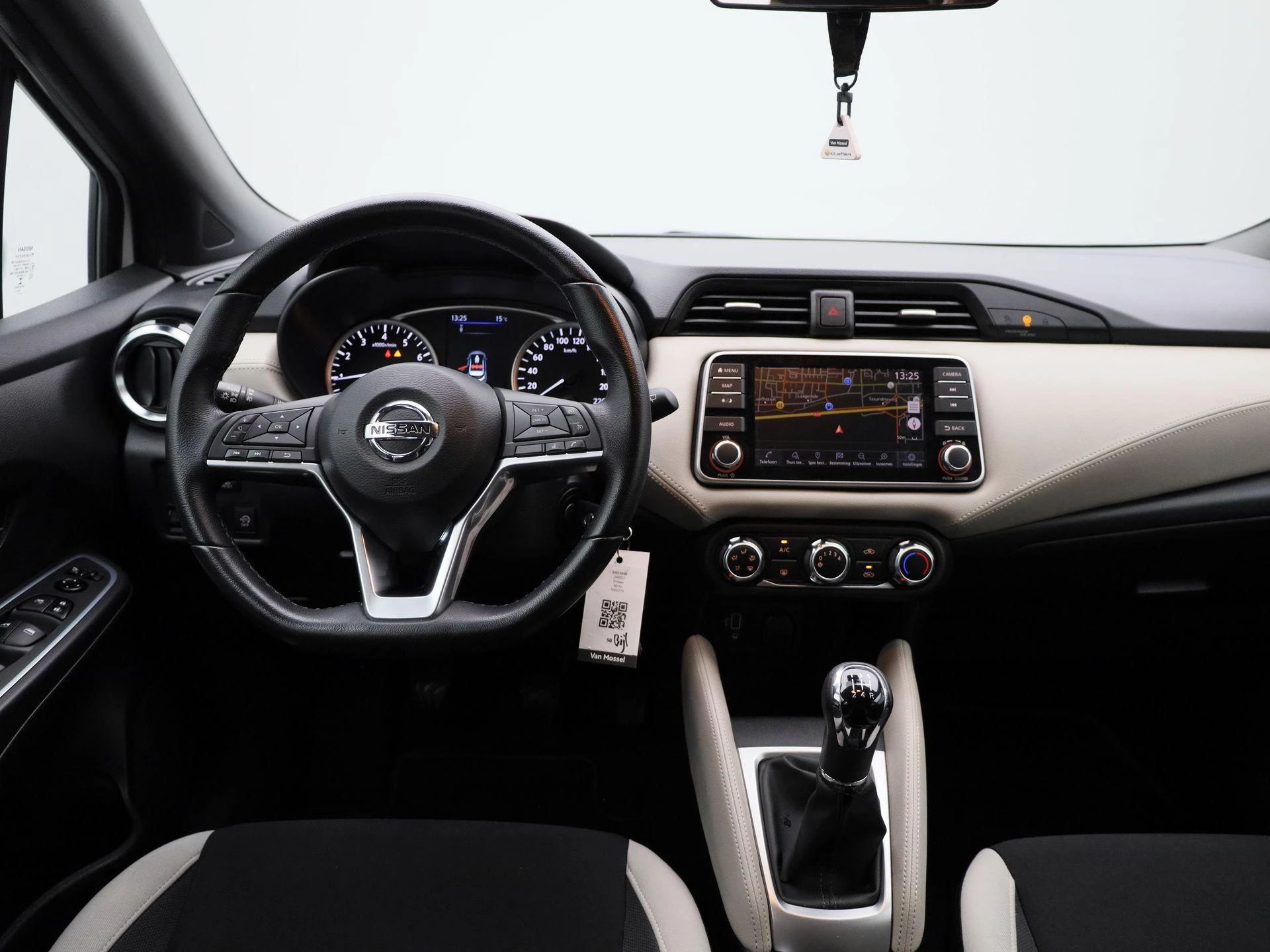 Nissan Micra 1.0 IG-T N-Connecta