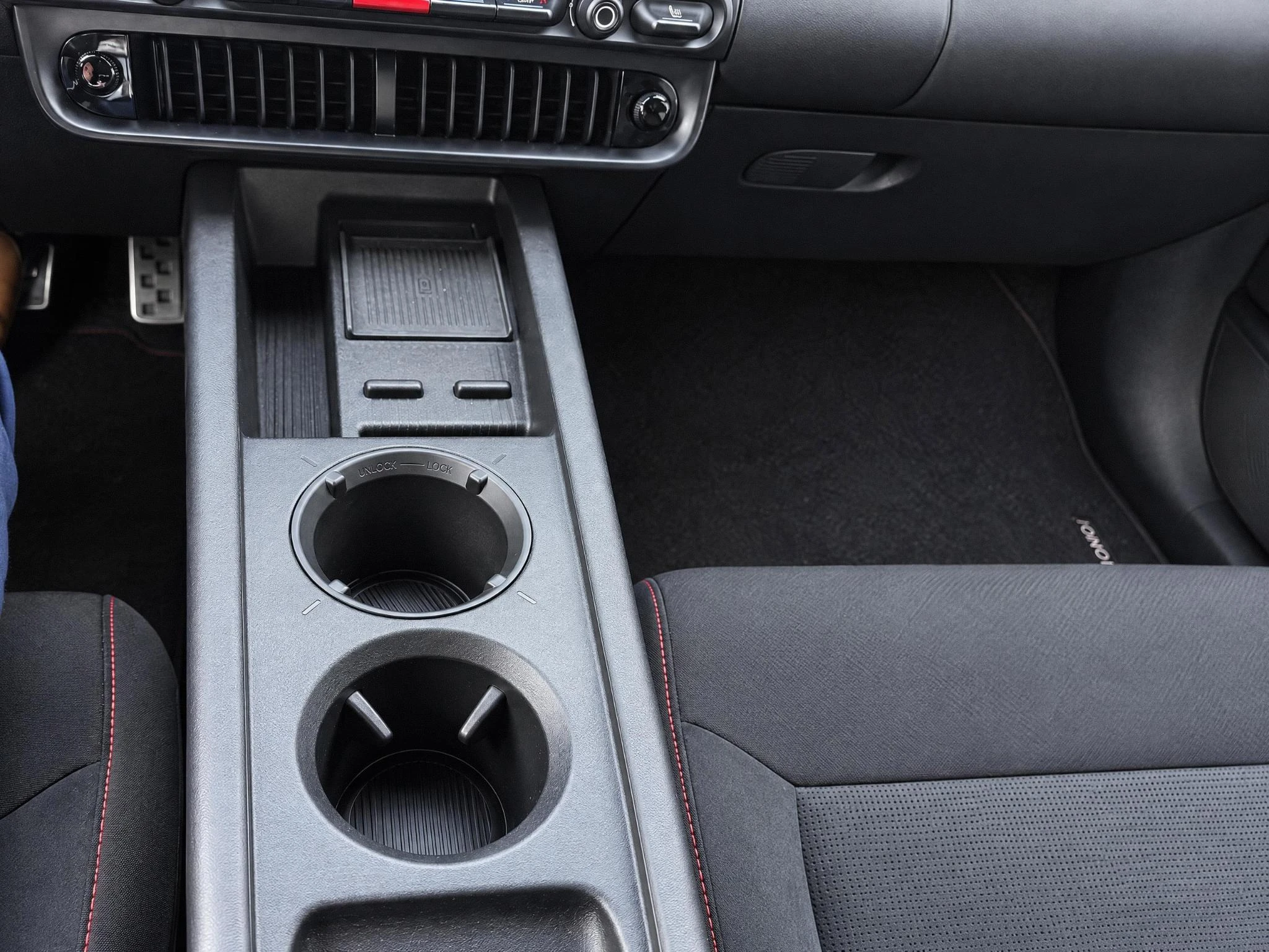Hyundai-IONIQ 3-image-21