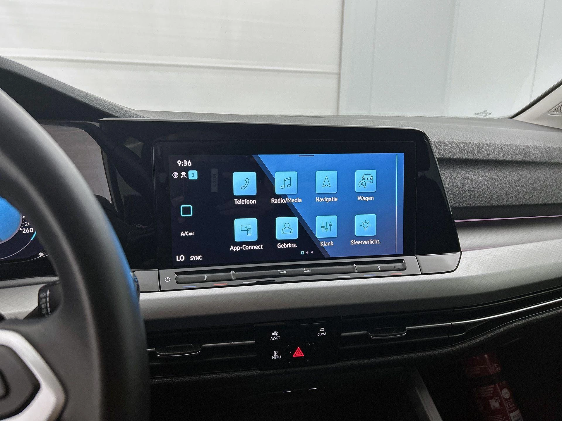 Volkswagen-Golf-image-22