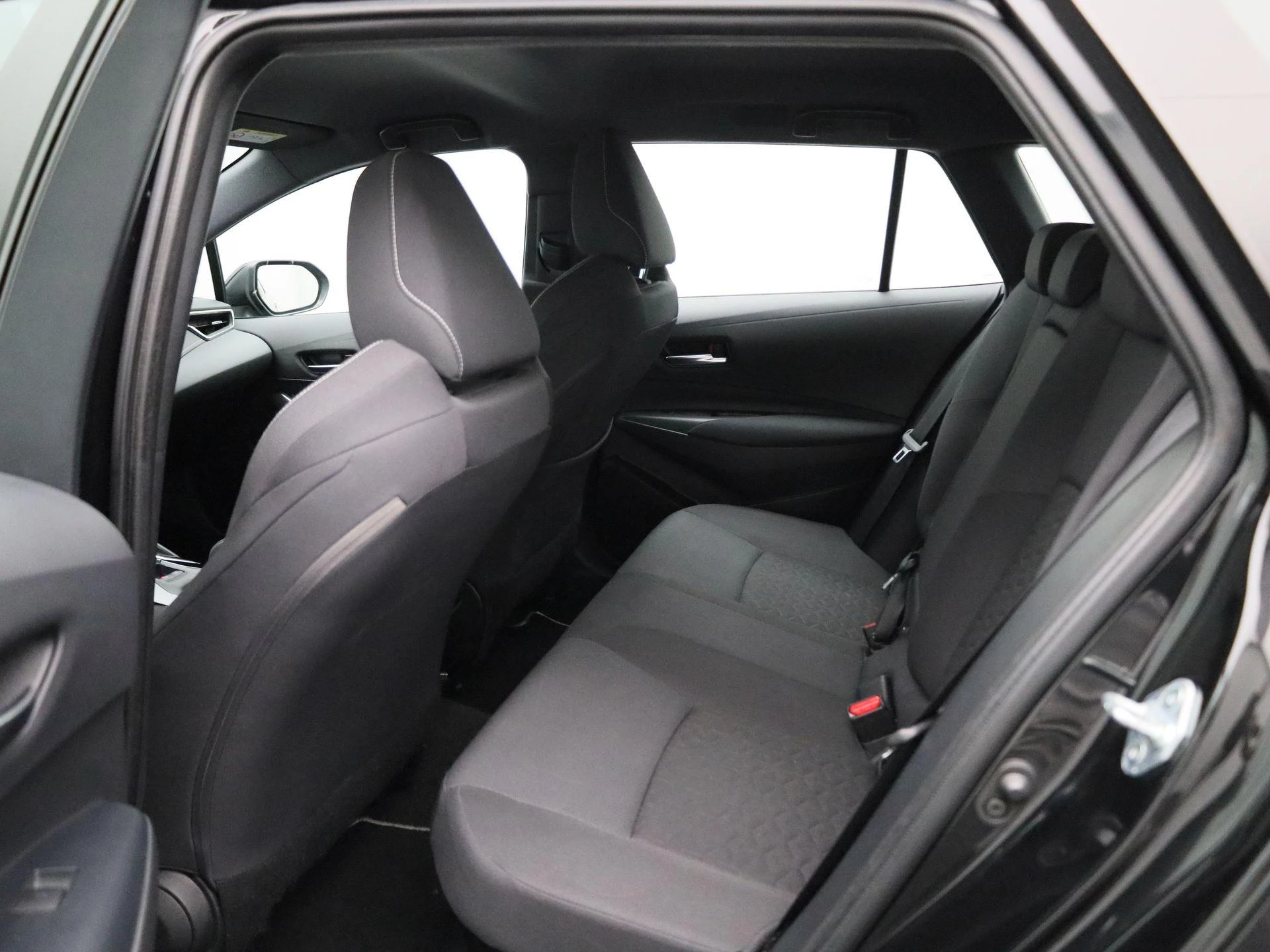 Toyota-Corolla Touring Sports-image-9