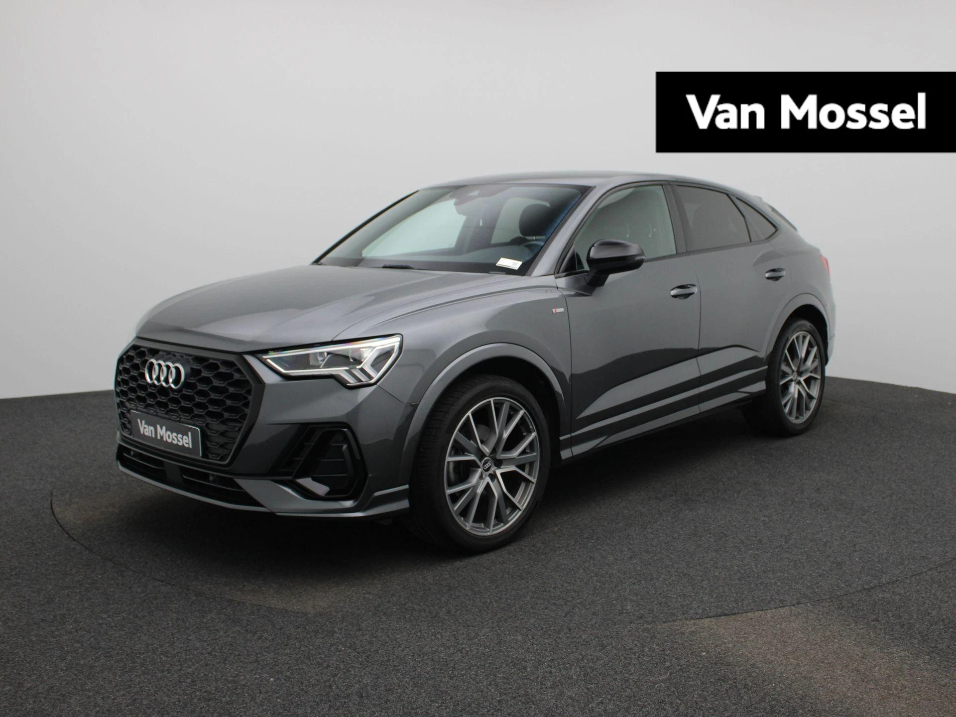 Audi-Q3-image-0