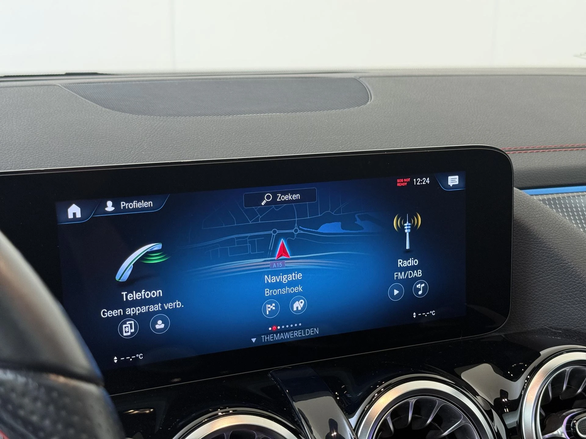 Mercedes-Benz-EQA-image-16