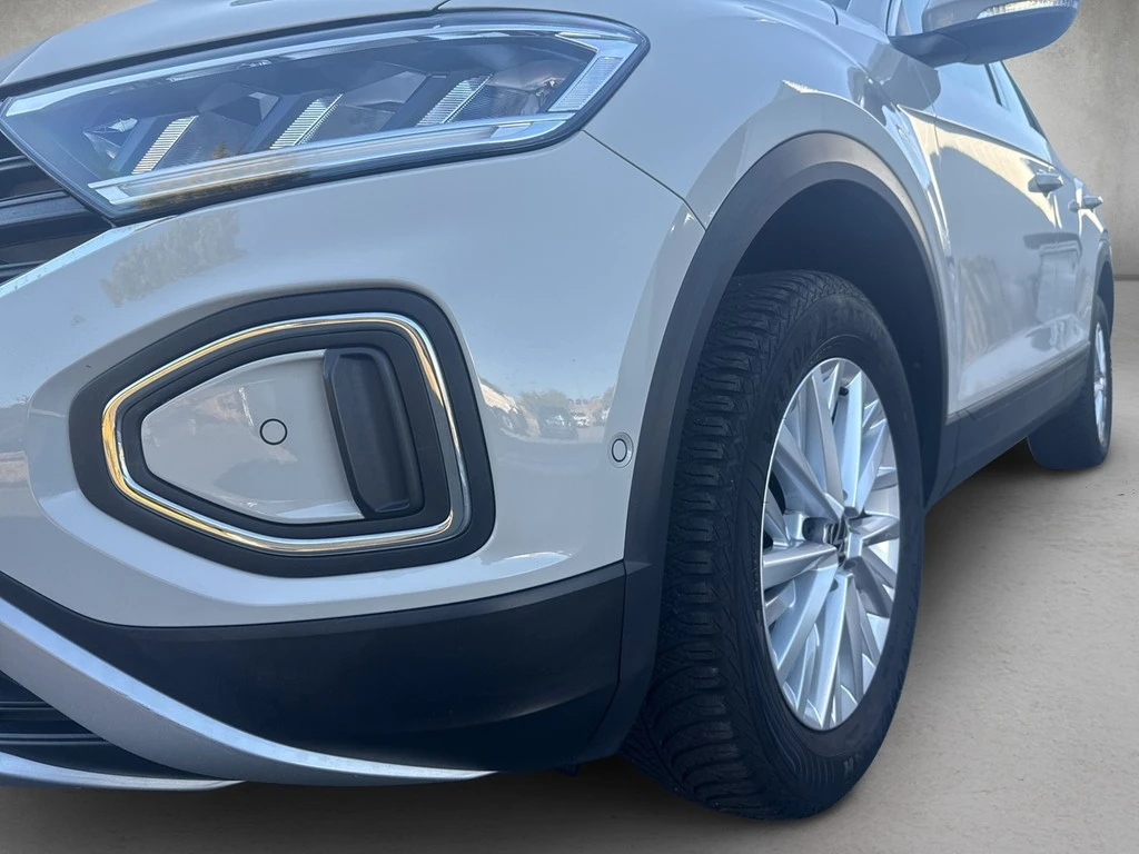 Volkswagen-T-Roc-image-3