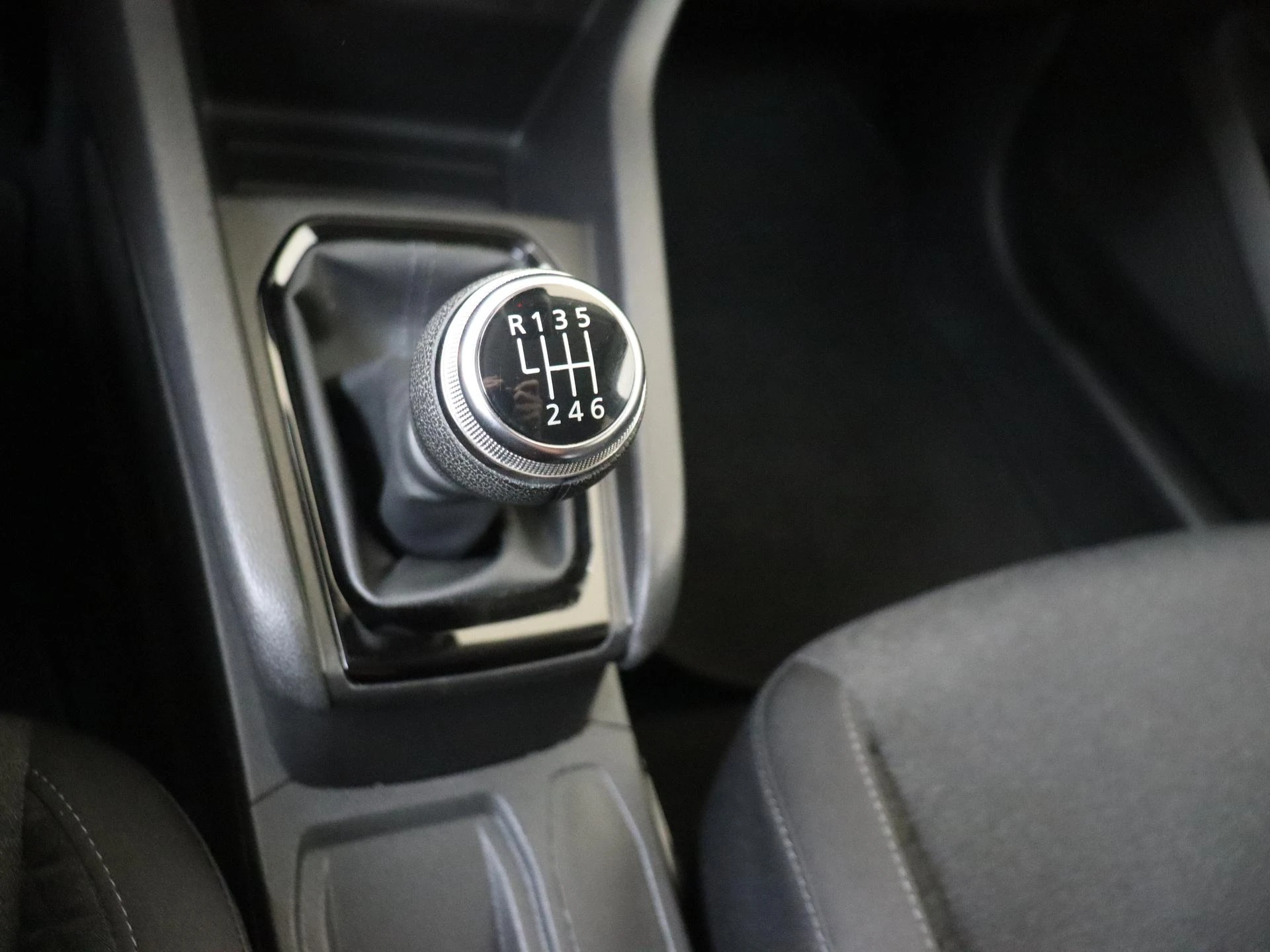 Renault-Clio-image-14