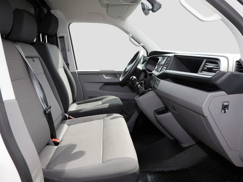 Volkswagen-Transporter-image-6