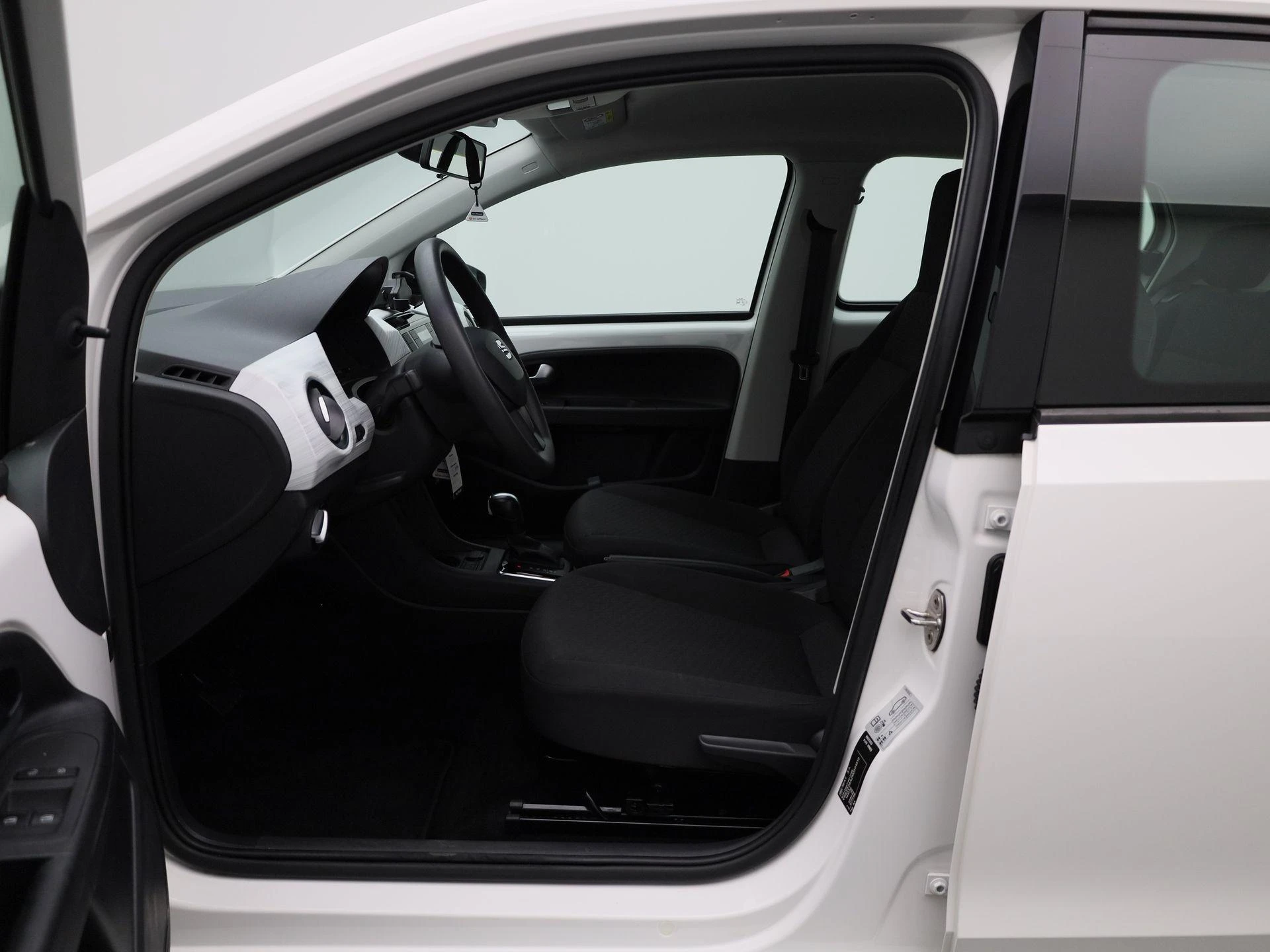 SEAT-Mii-image-8