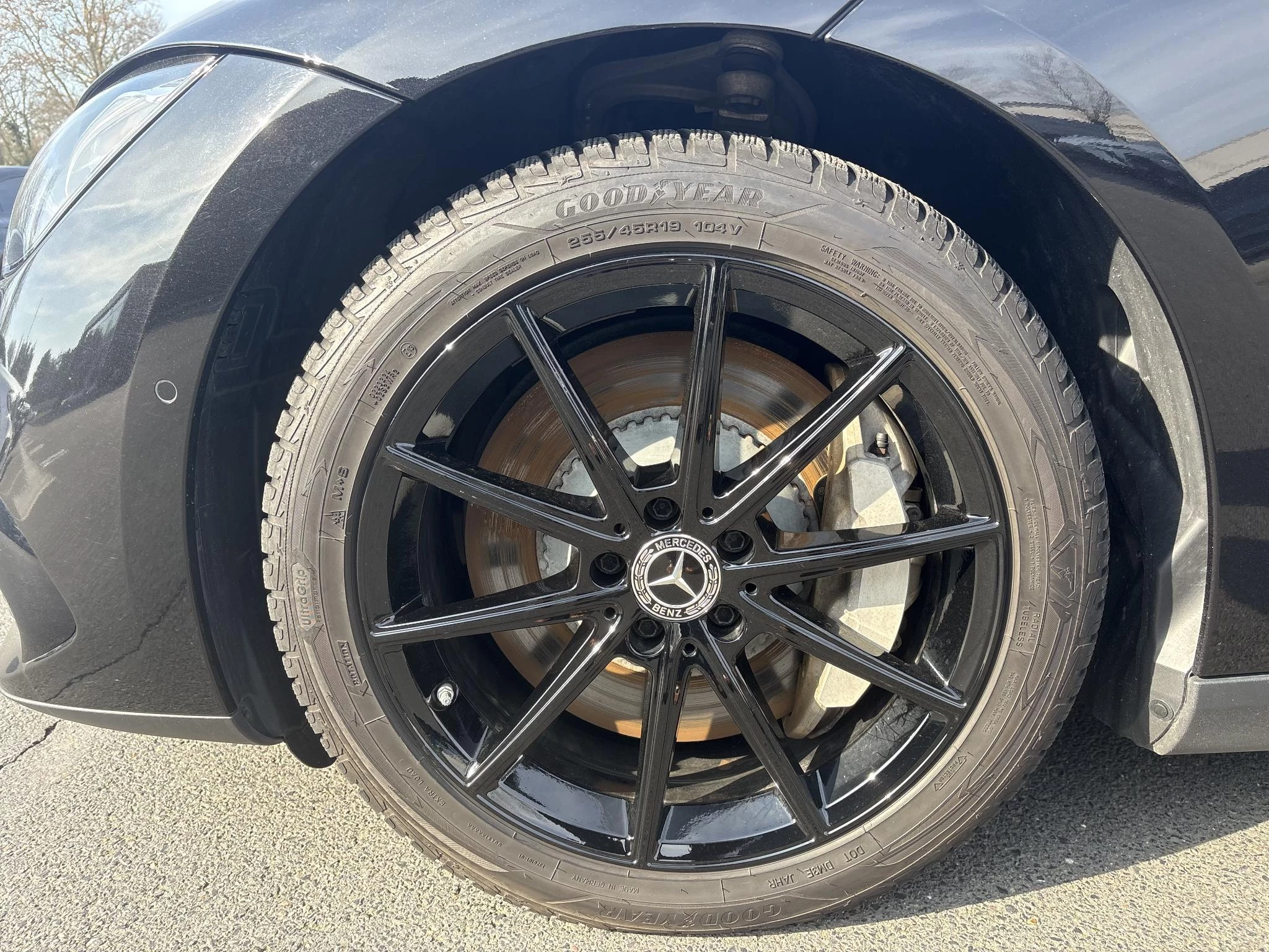 Mercedes-Benz EQE 300 Business Line + LEDER + LED + CARPLAY +