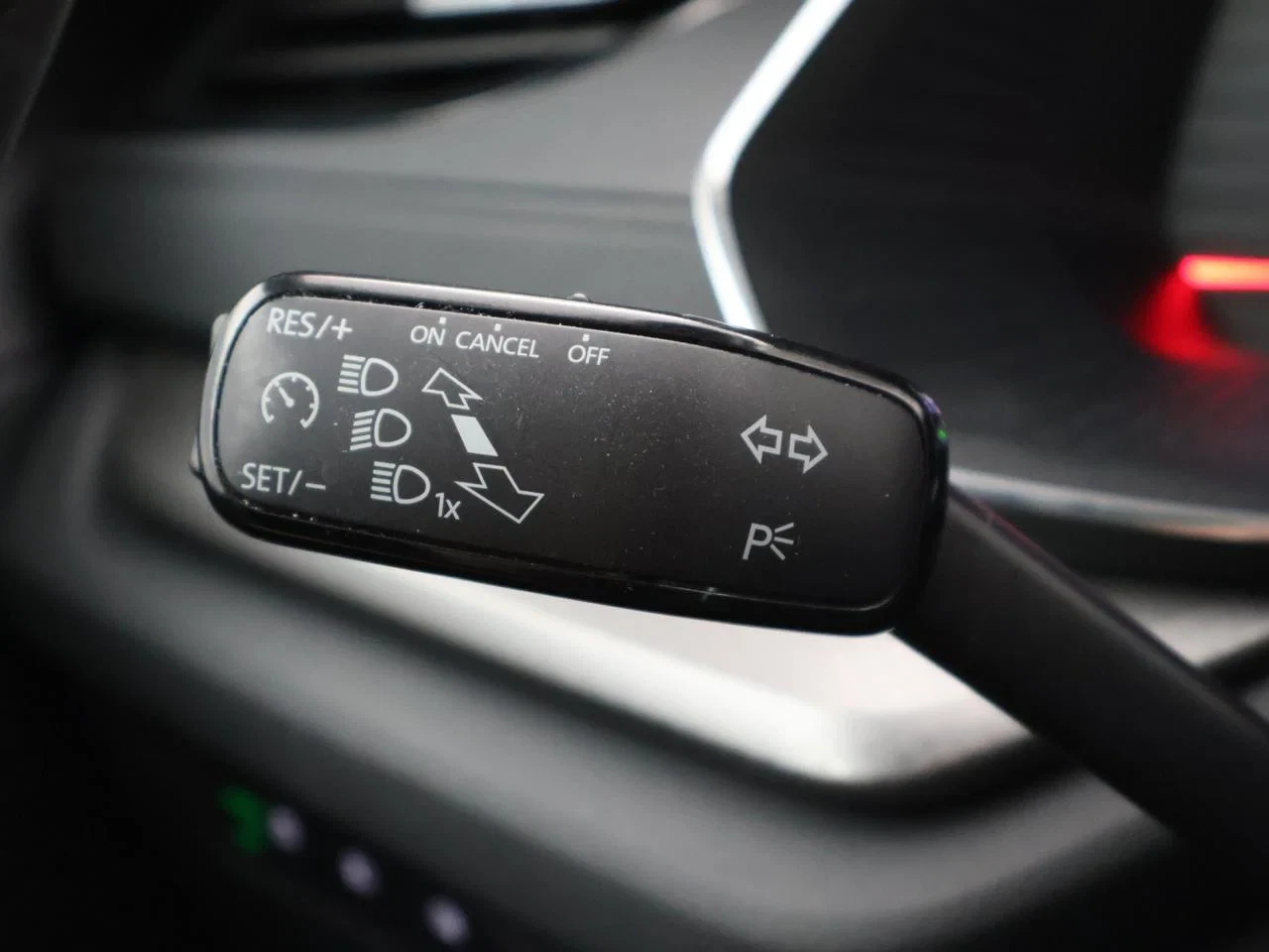 Škoda Octavia Combi PHEV Octavia SW PHEV 1.4TSI Ambition 204PK *AUTOMAAT*VIRTUAL COCKPIT*CRUISE CONTROL*PDC ACHTER*APP-CONNECT*...*