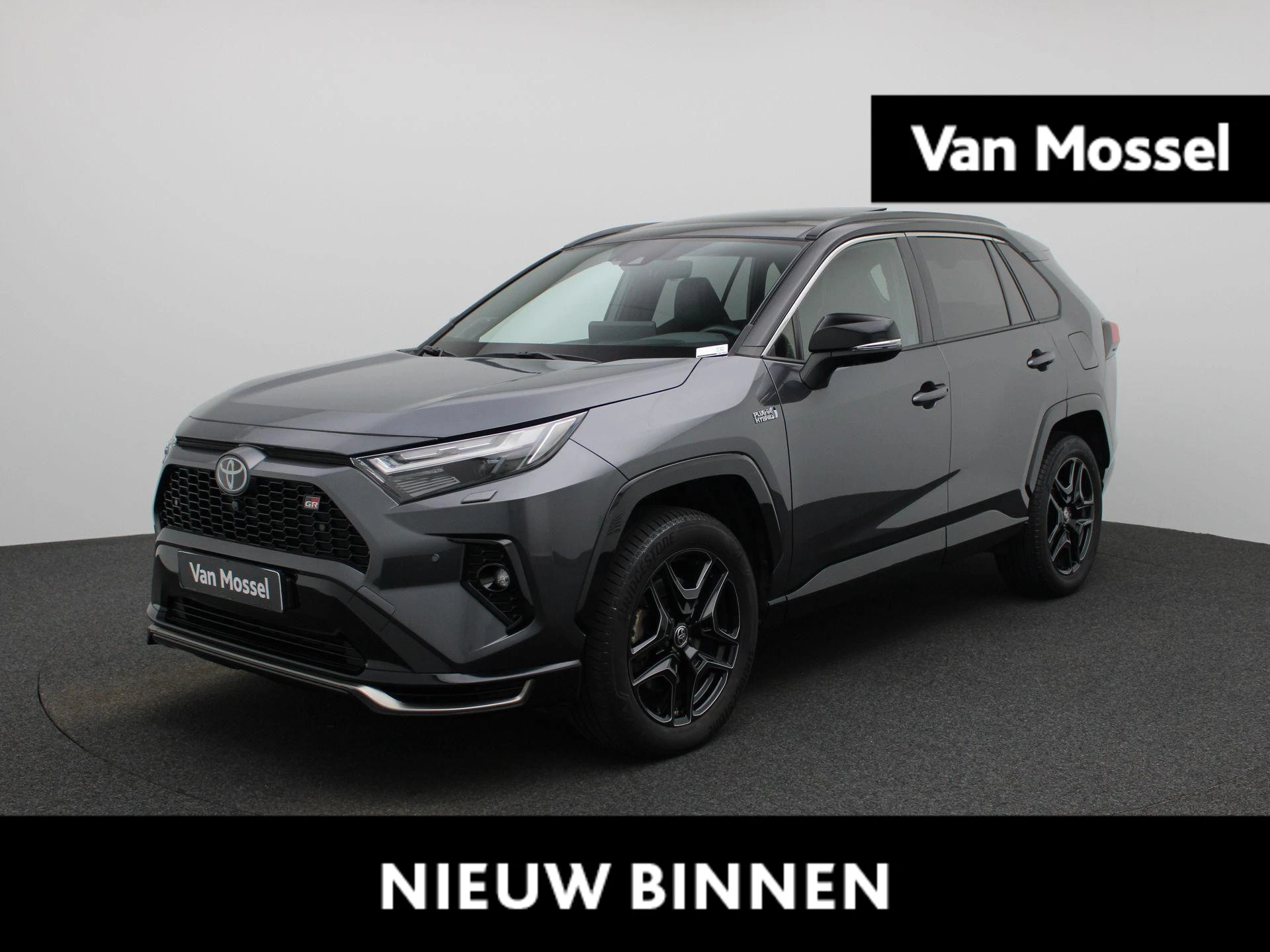 Toyota-RAV4-image-0