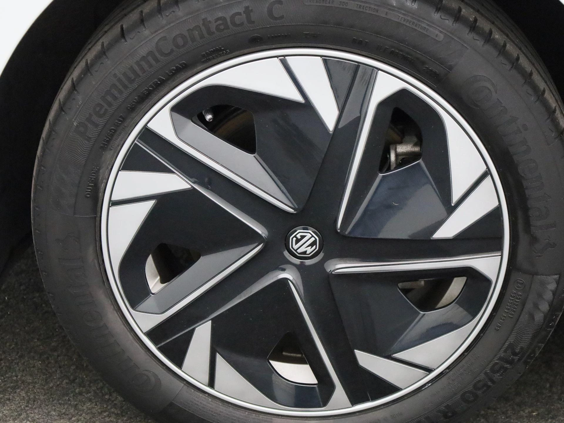 MG-MG4 EV-image-13