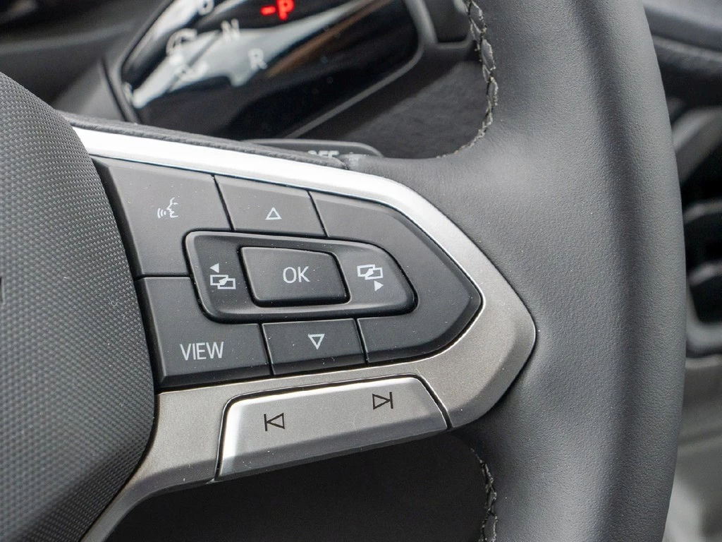 Volkswagen Crafter 35 Kasten mittellang Hochdach 2,0 TDi DSG