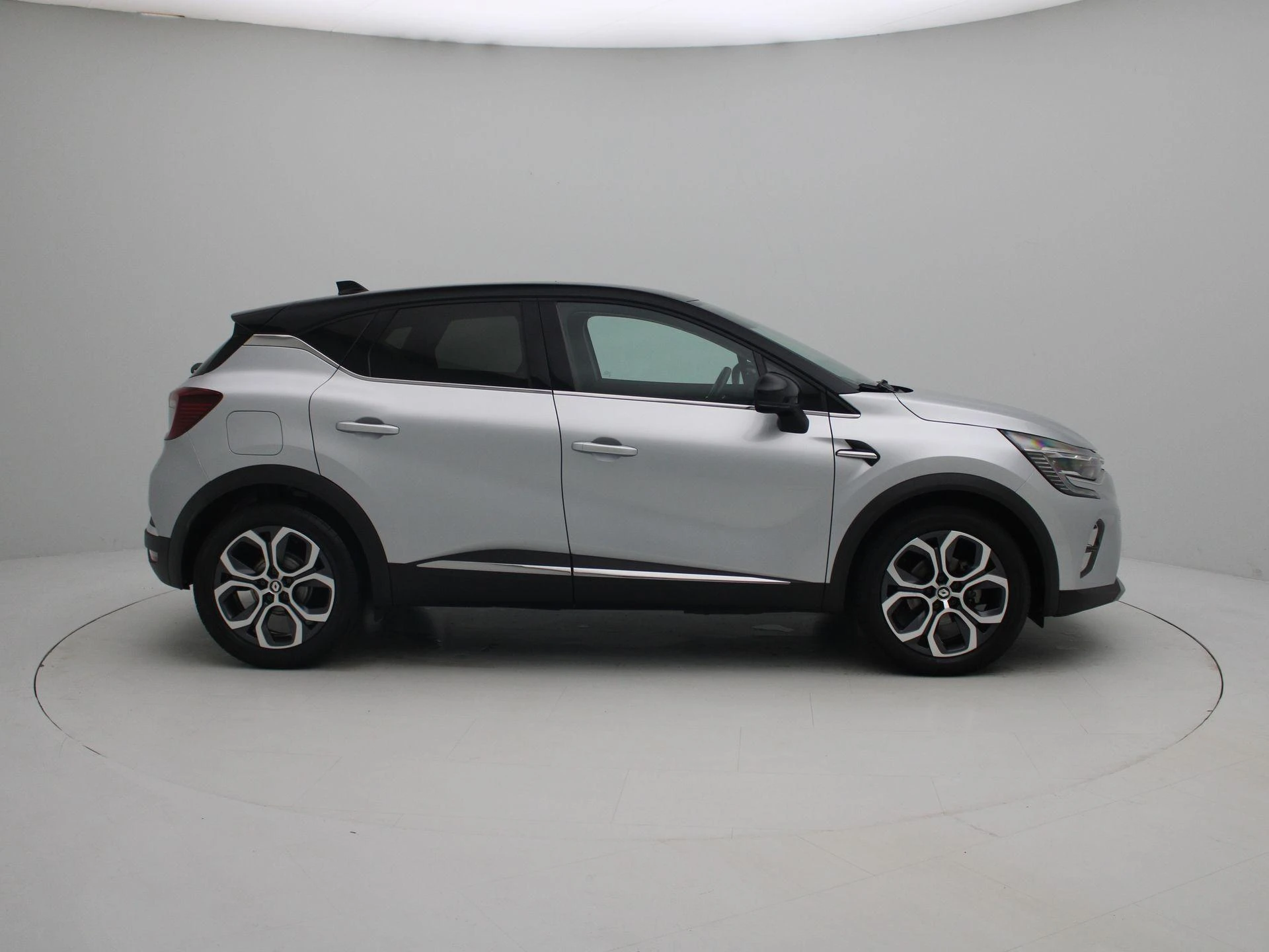 Renault-Captur-image-5