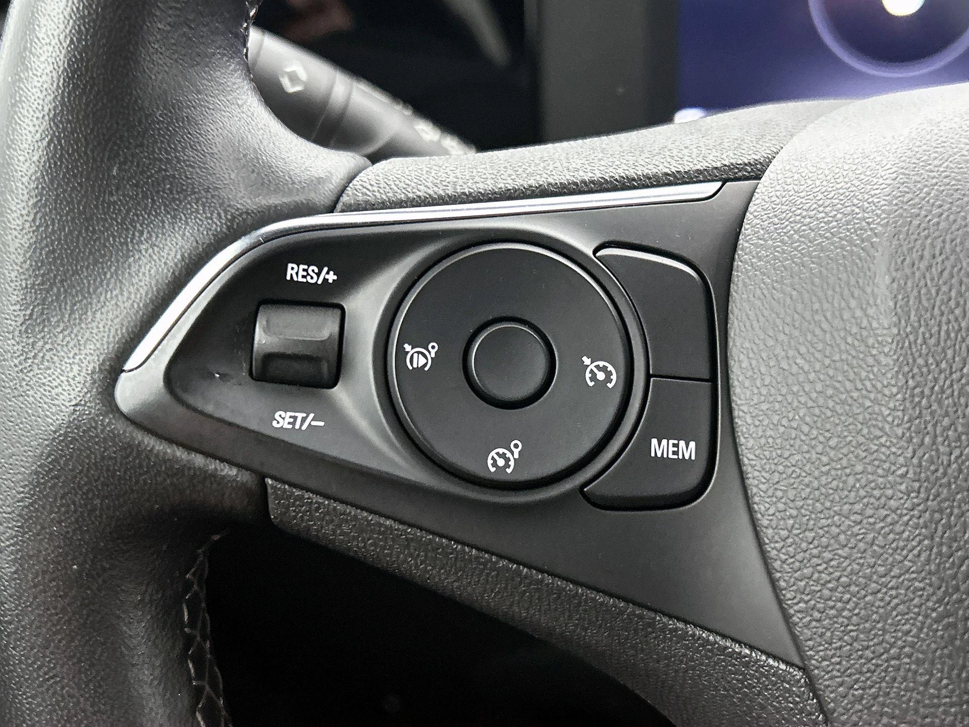 Opel-Mokka-image-5
