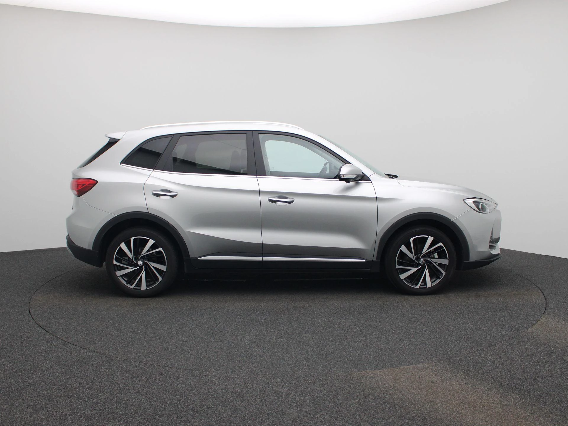 MG-ZS-image-5