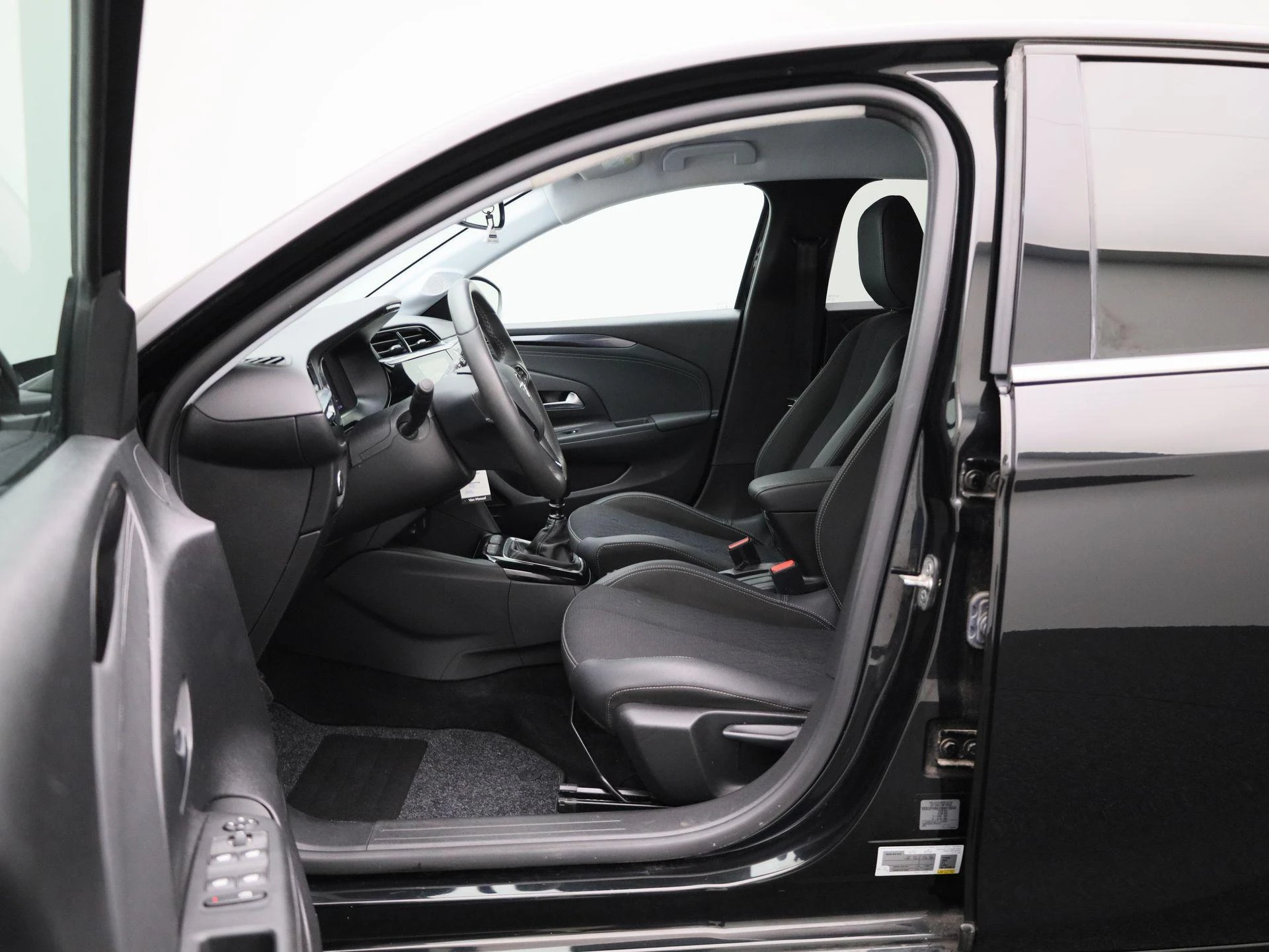 Opel-Corsa-image-9