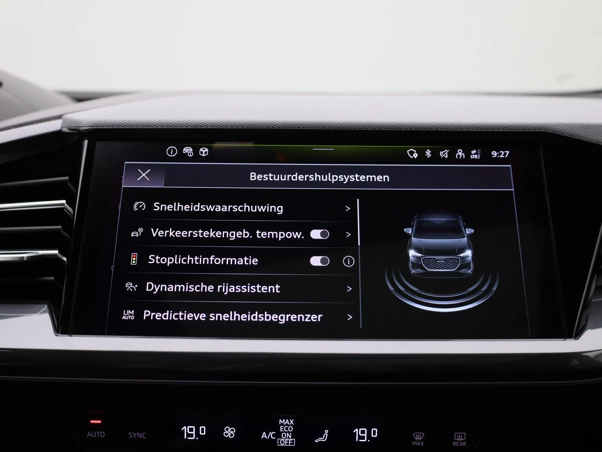 Audi-Q4 Sportback e-tron-image-34