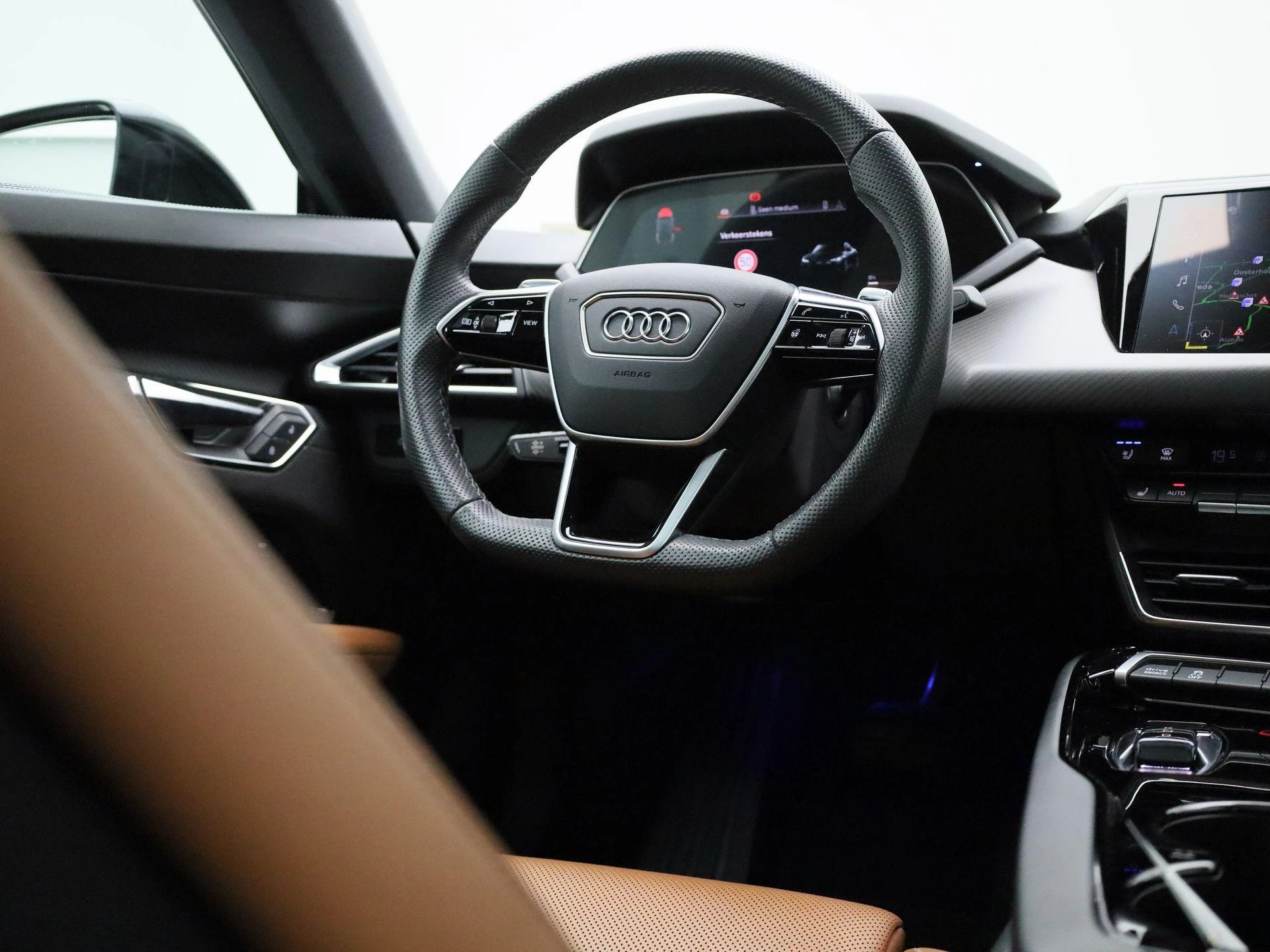 Audi e-tron GT 93 kWh 476 PK