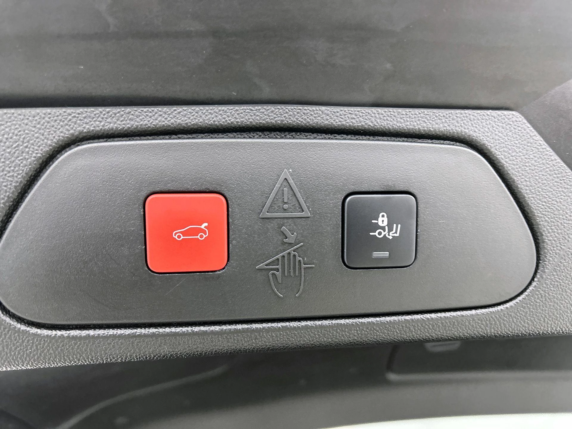 Opel-Grandland-image-18