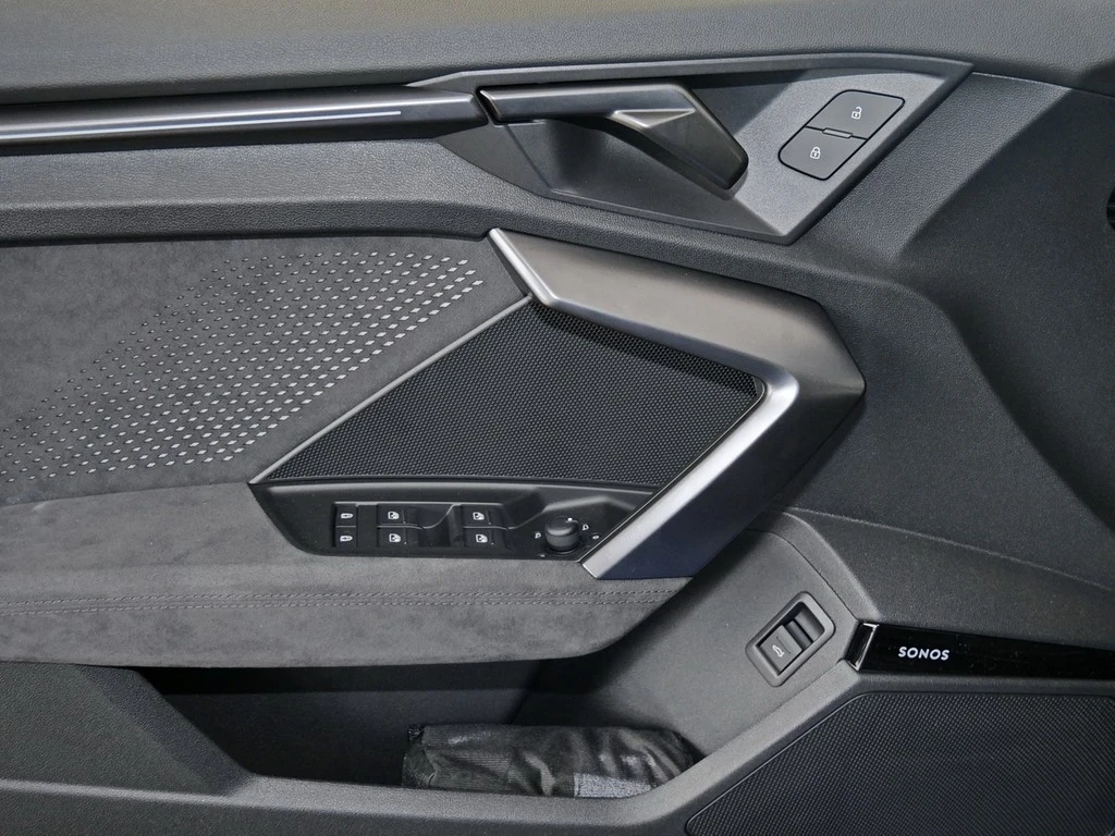 Audi-RS3-image-14