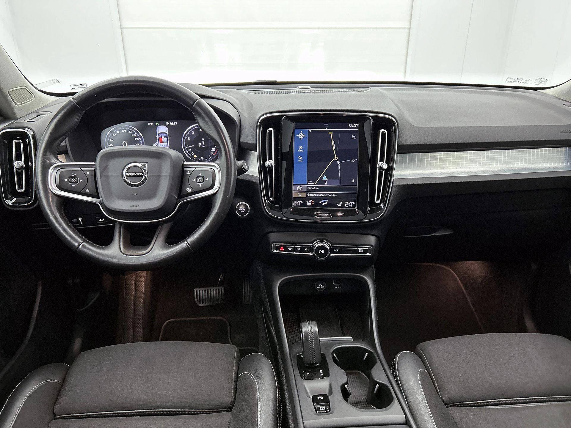 Volvo-XC40-image-31