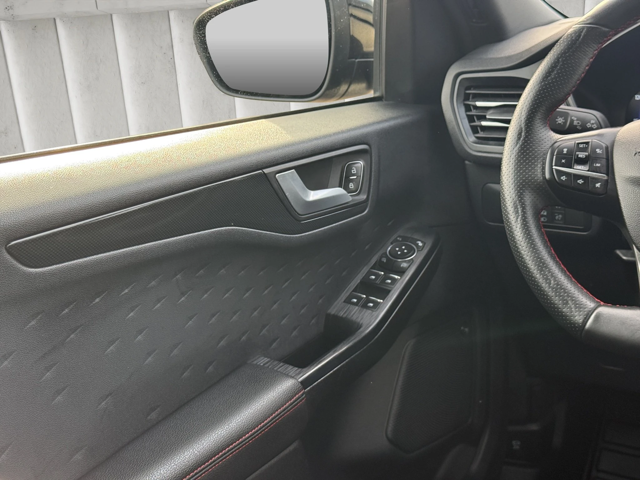 Ford-Kuga-image-15