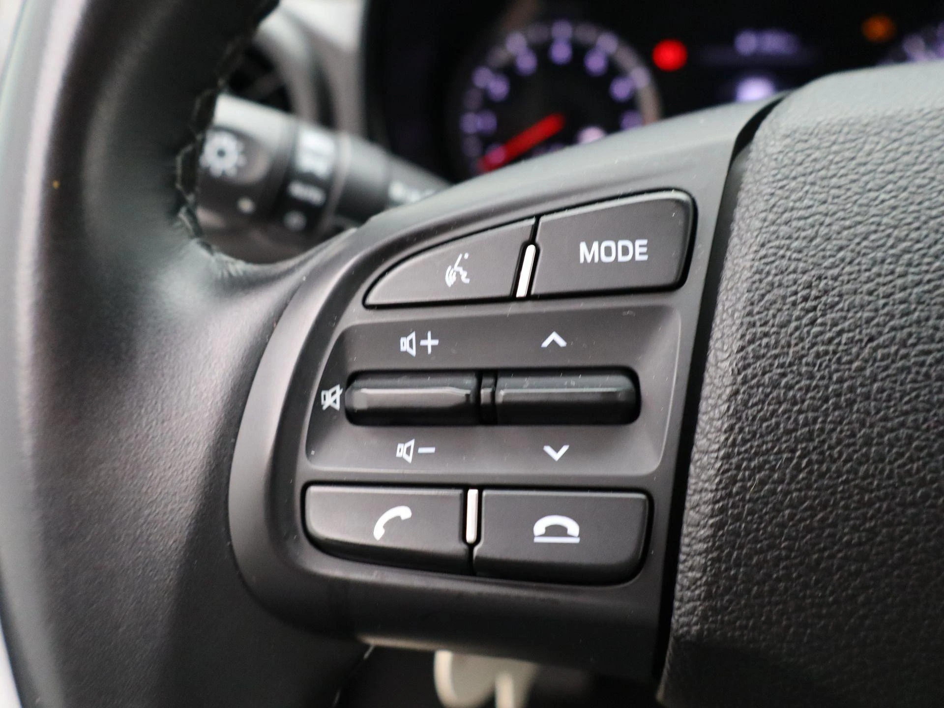 Hyundai-i10-image-21