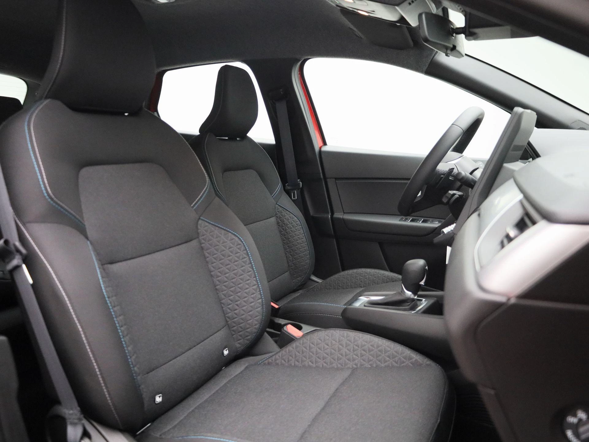 Renault-Captur-image-29