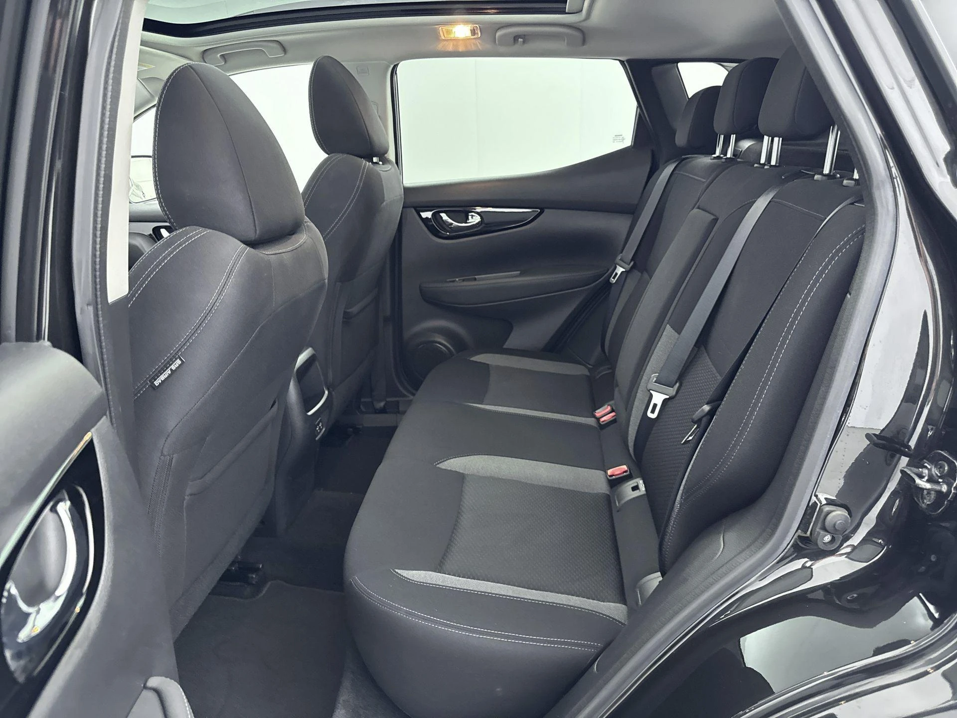 Nissan-QASHQAI-image-26