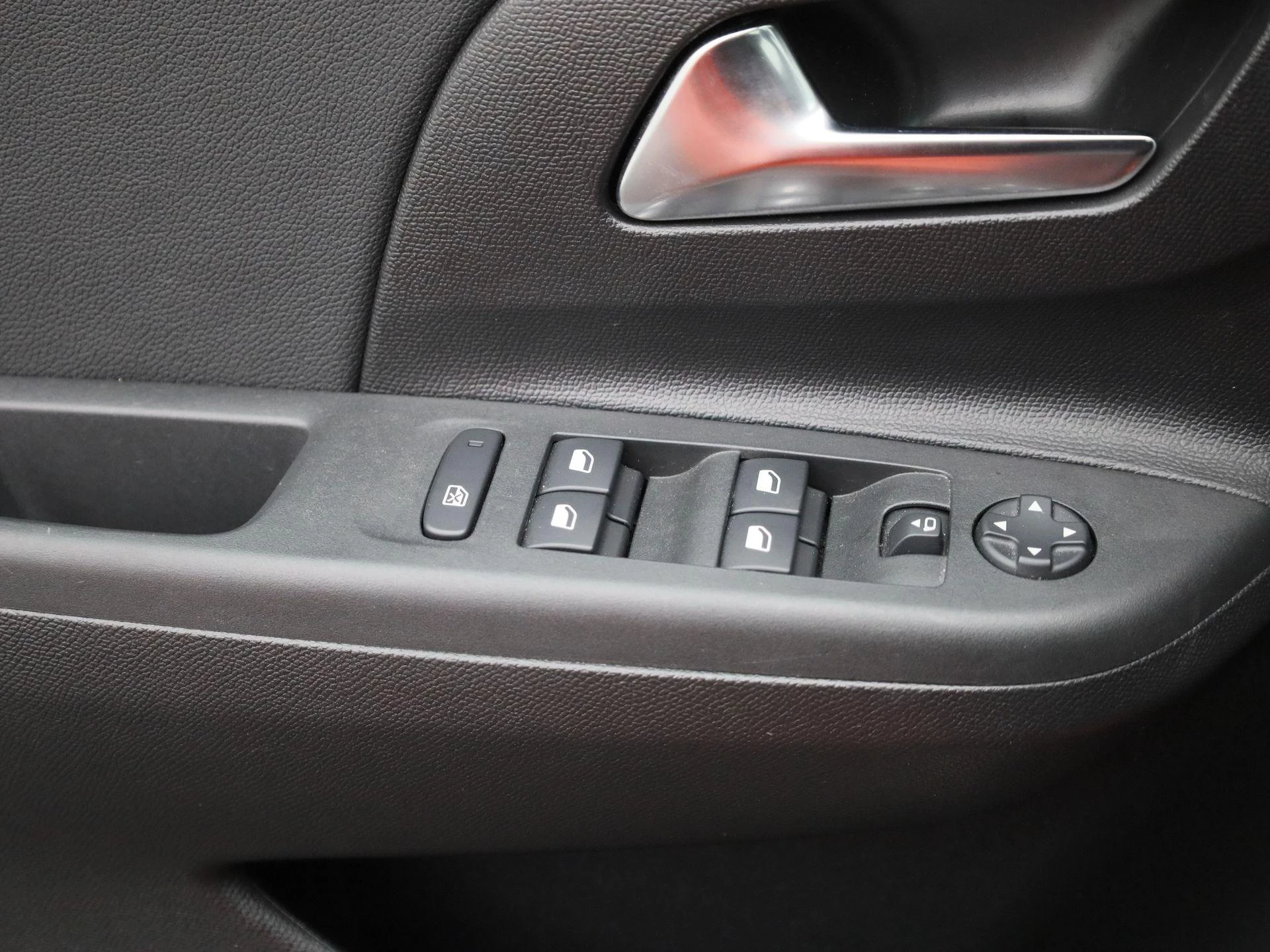 Opel-Corsa-e-image-23