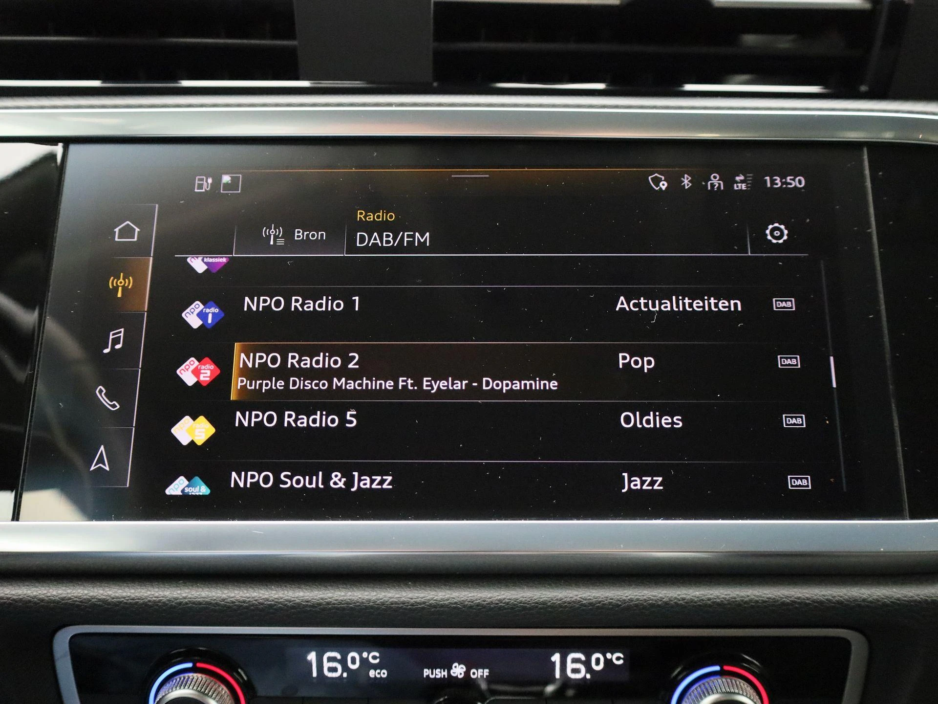 Audi-Q3-image-19