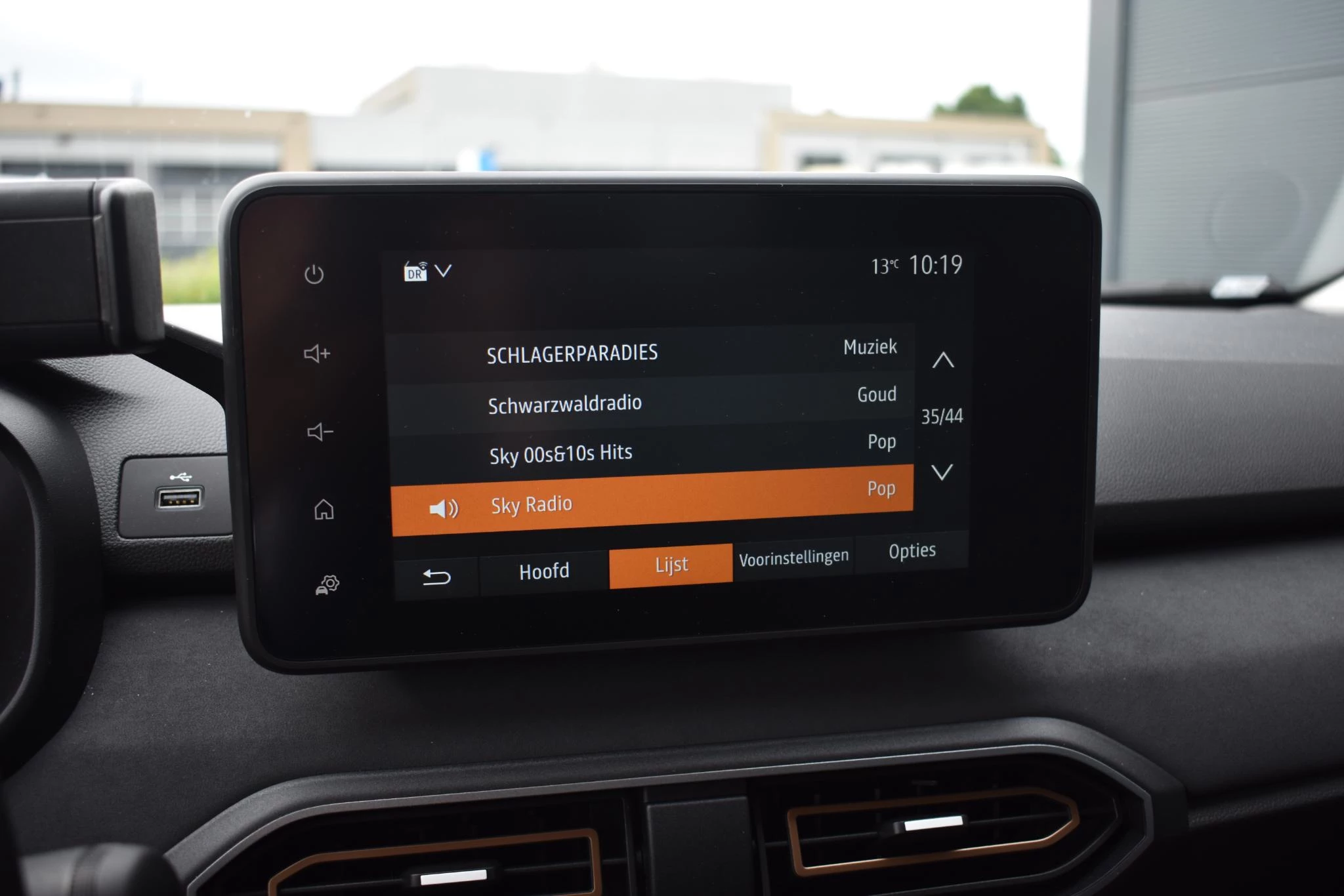 Dacia-Sandero Stepway-image-20