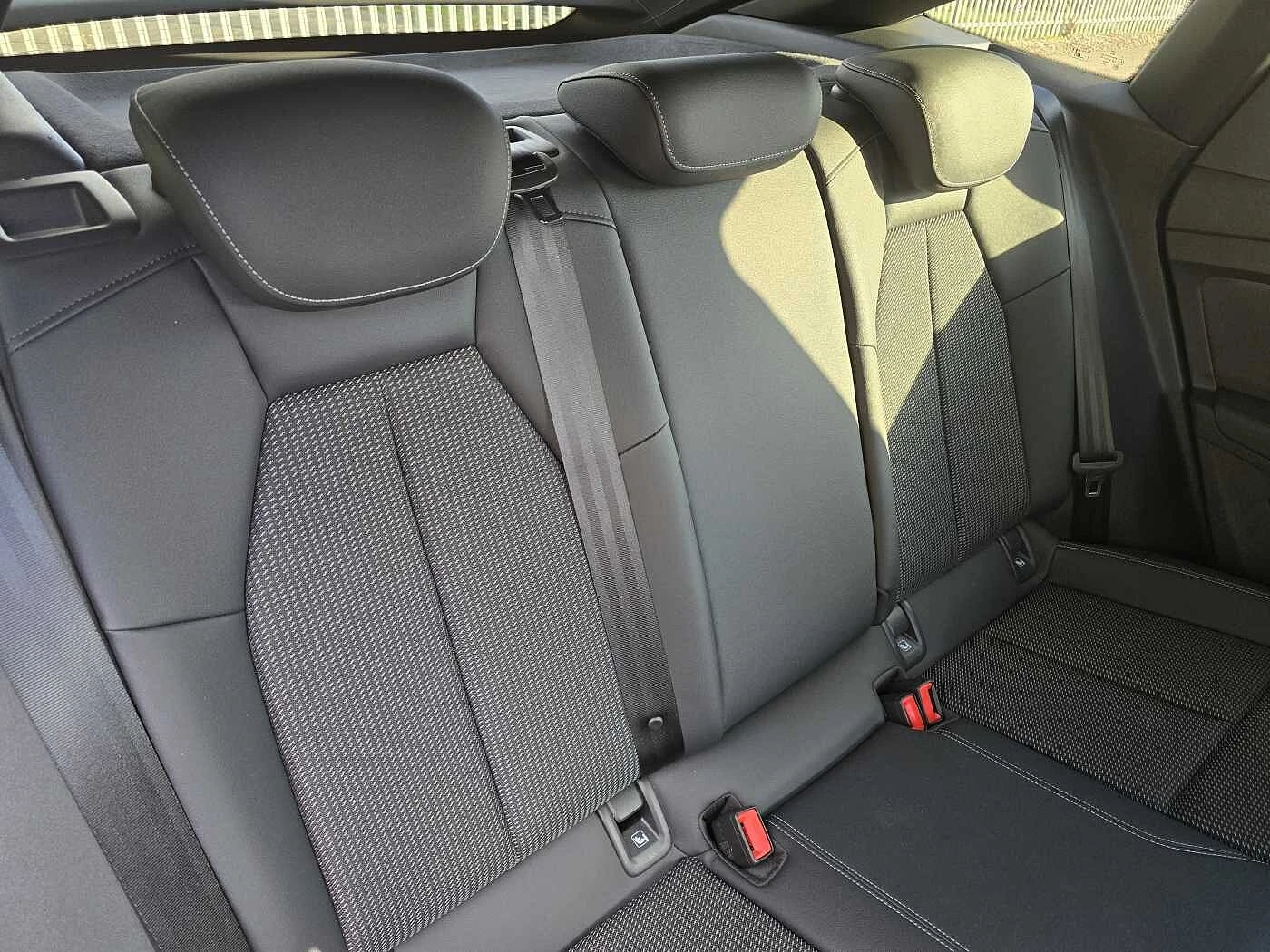 Audi-Q4 Sportback e-tron-image-36