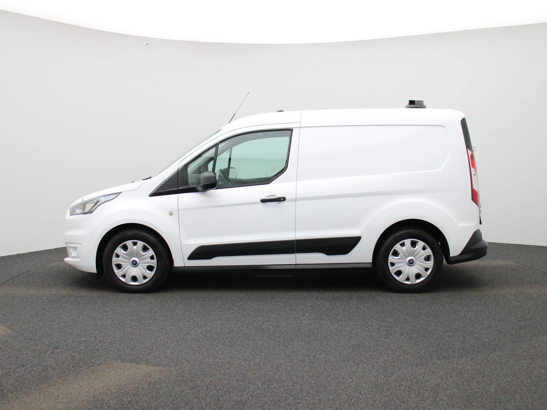 Ford-Transit Connect-image-3