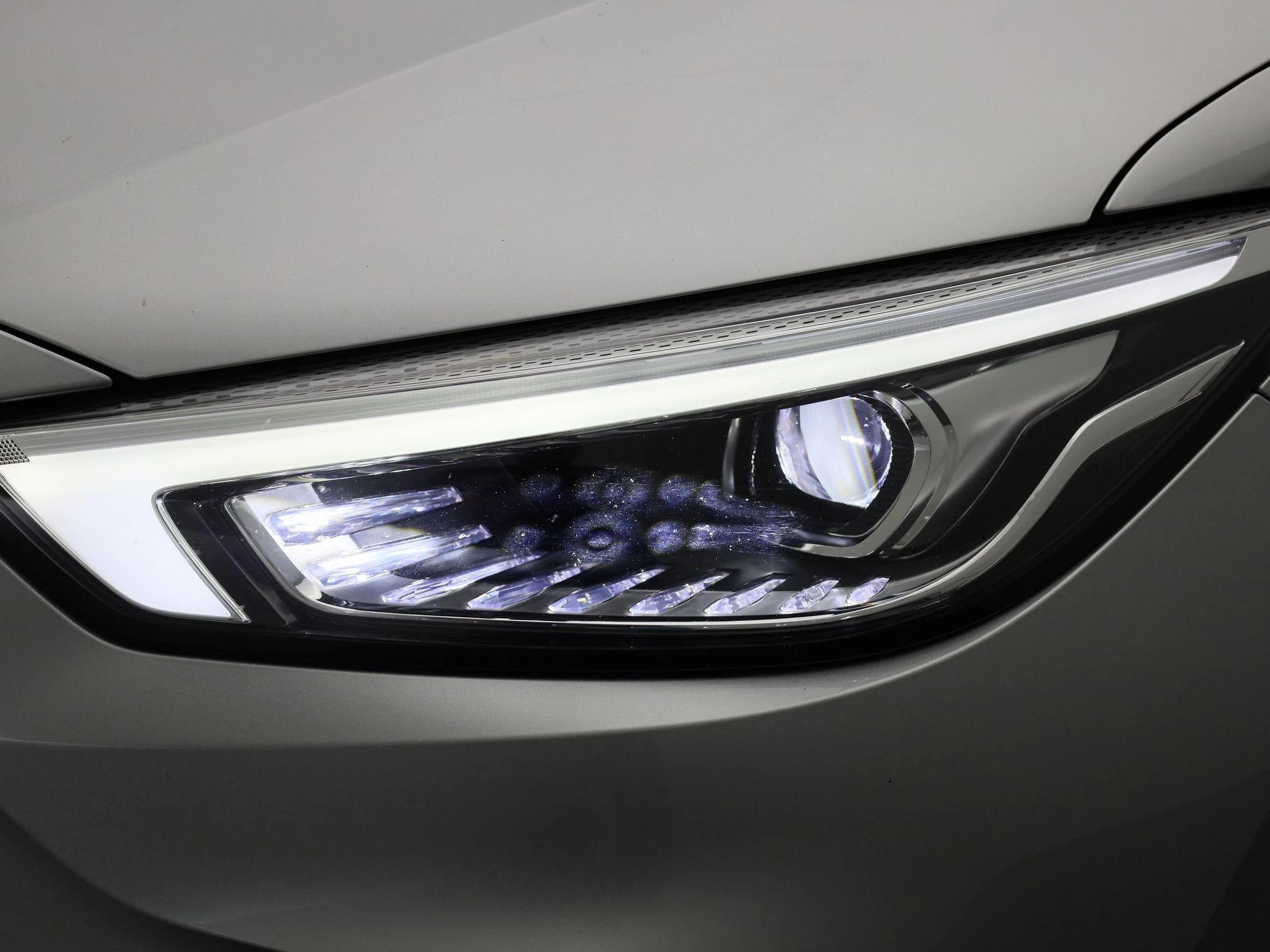 MG-ZS EV-image-14