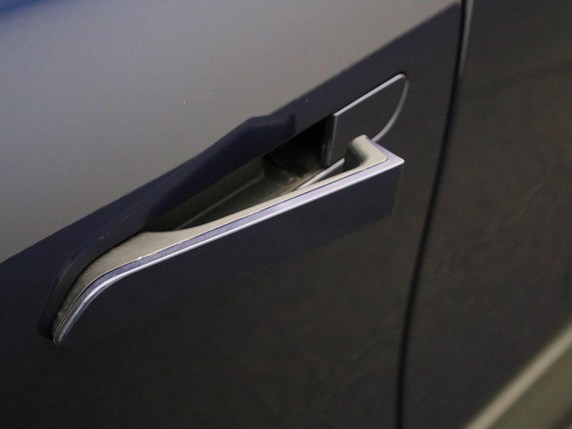 Renault-Megane E-Tech-image-13