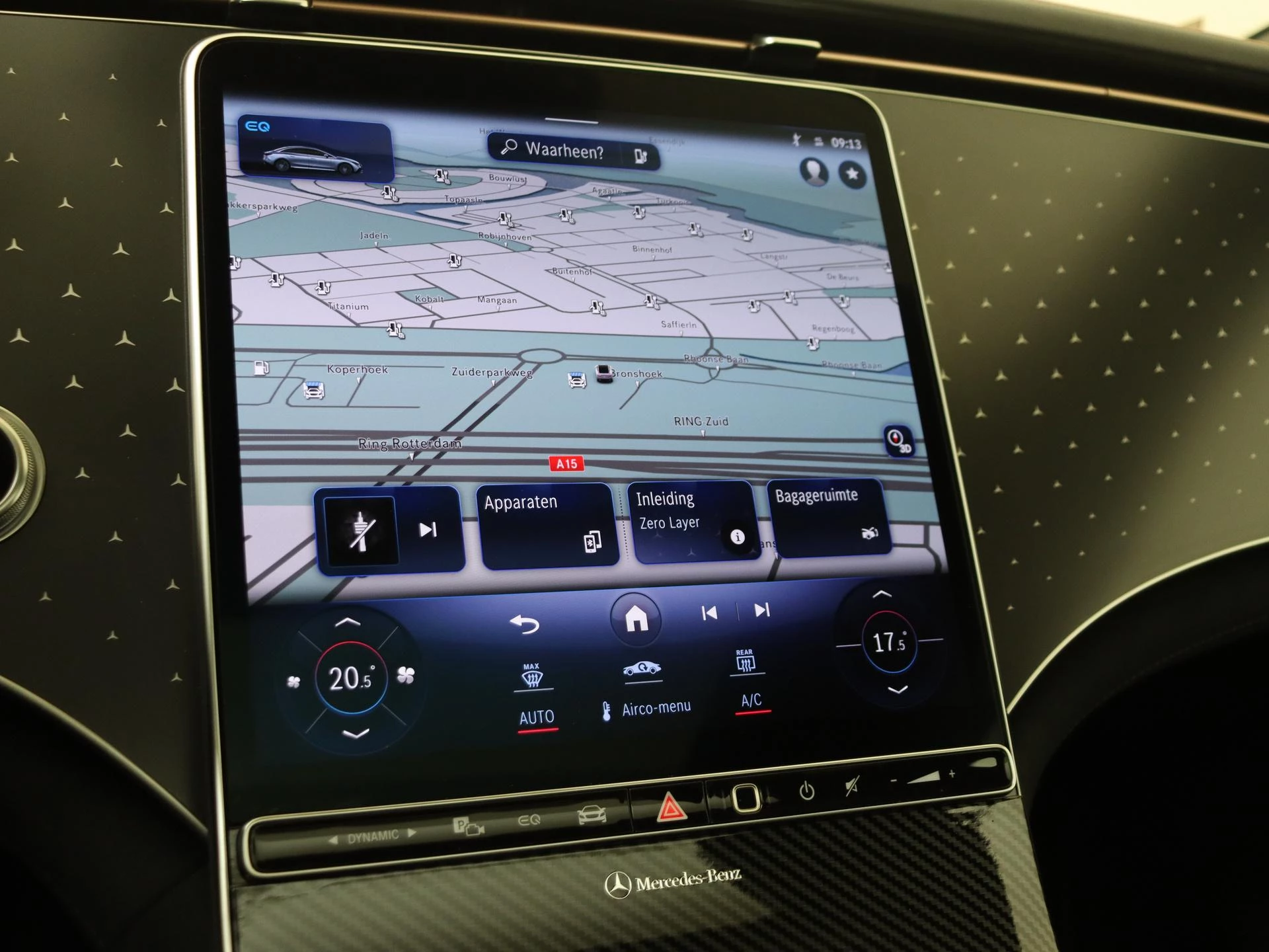 Mercedes-Benz-EQE-image-16