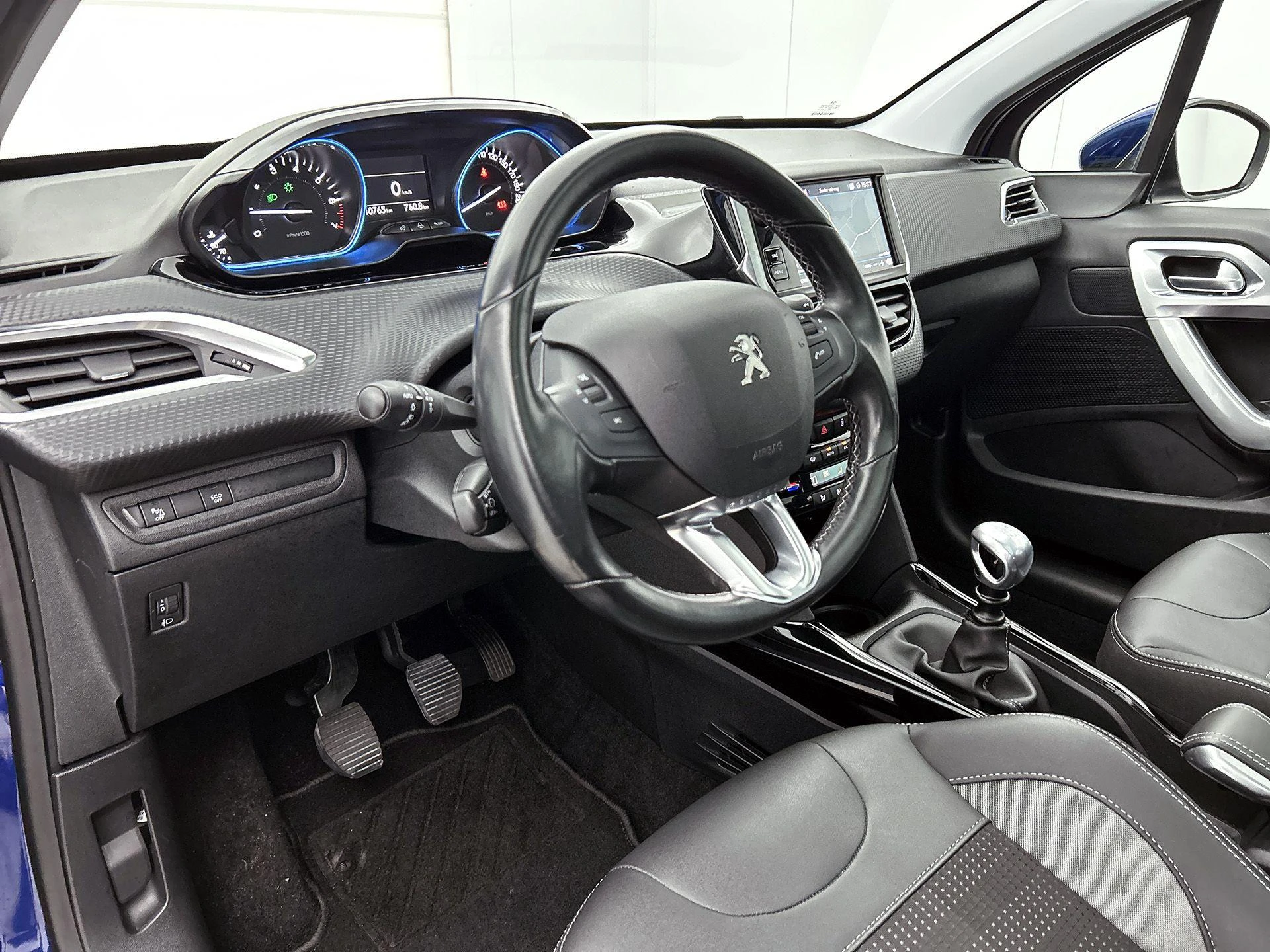 Peugeot 2008 1.2 PureTech Allure