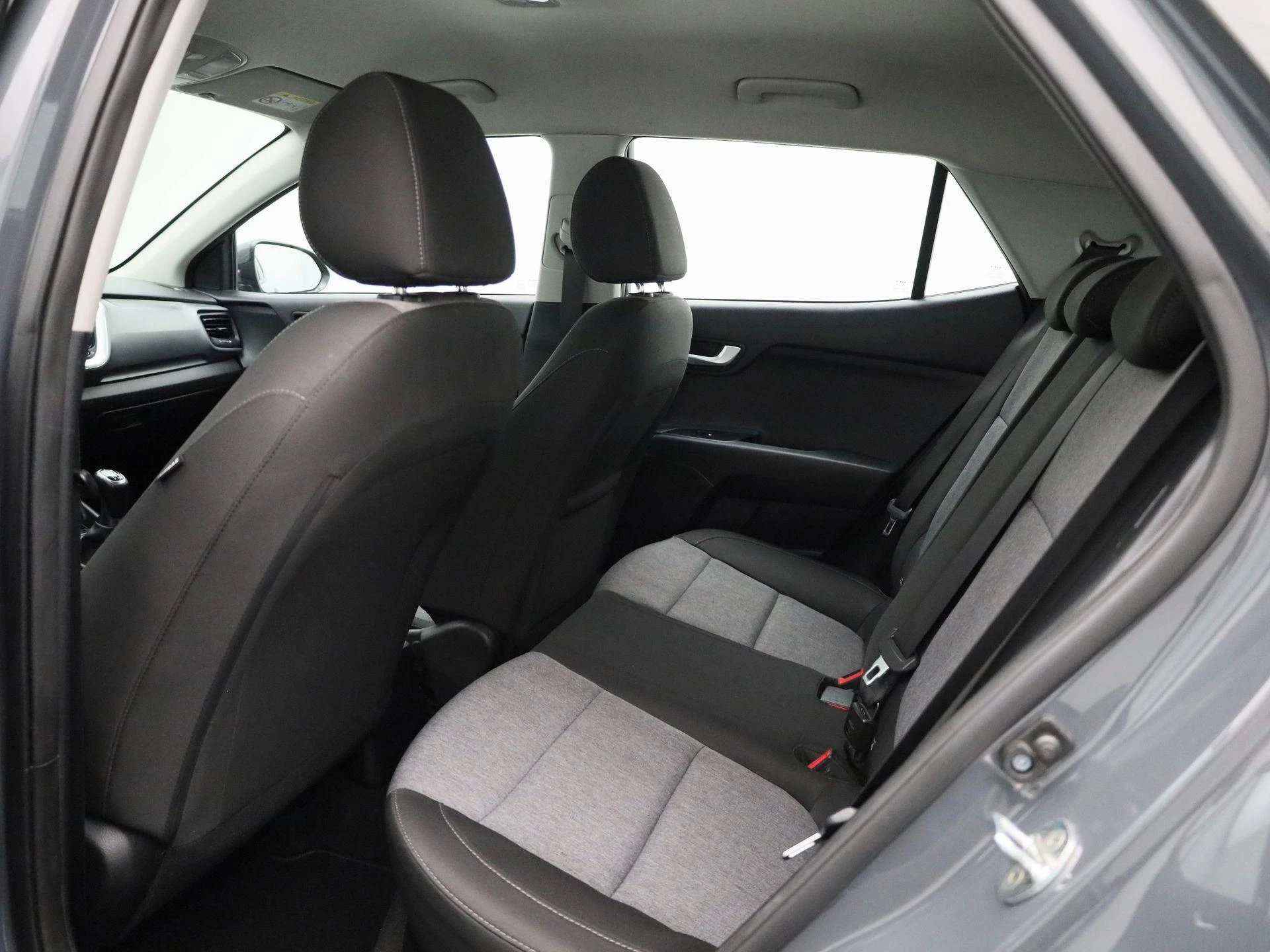 Kia-Stonic-image-9