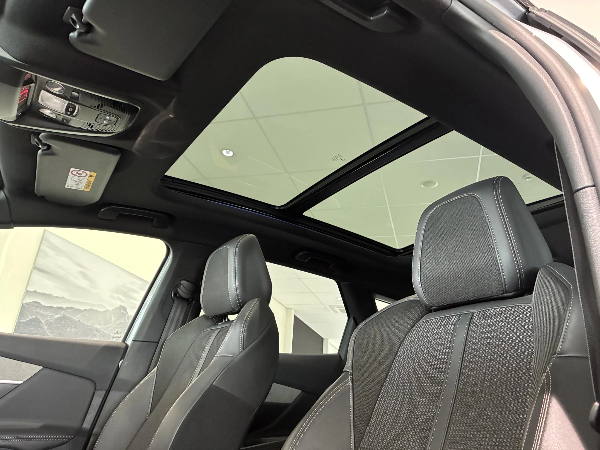 Peugeot 3008 1.6 HYbrid 225 GT