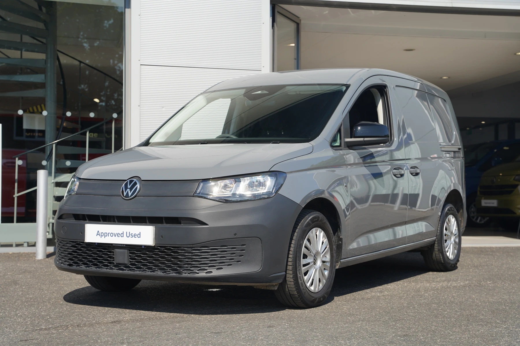 Volkswagen-Caddy-image-36