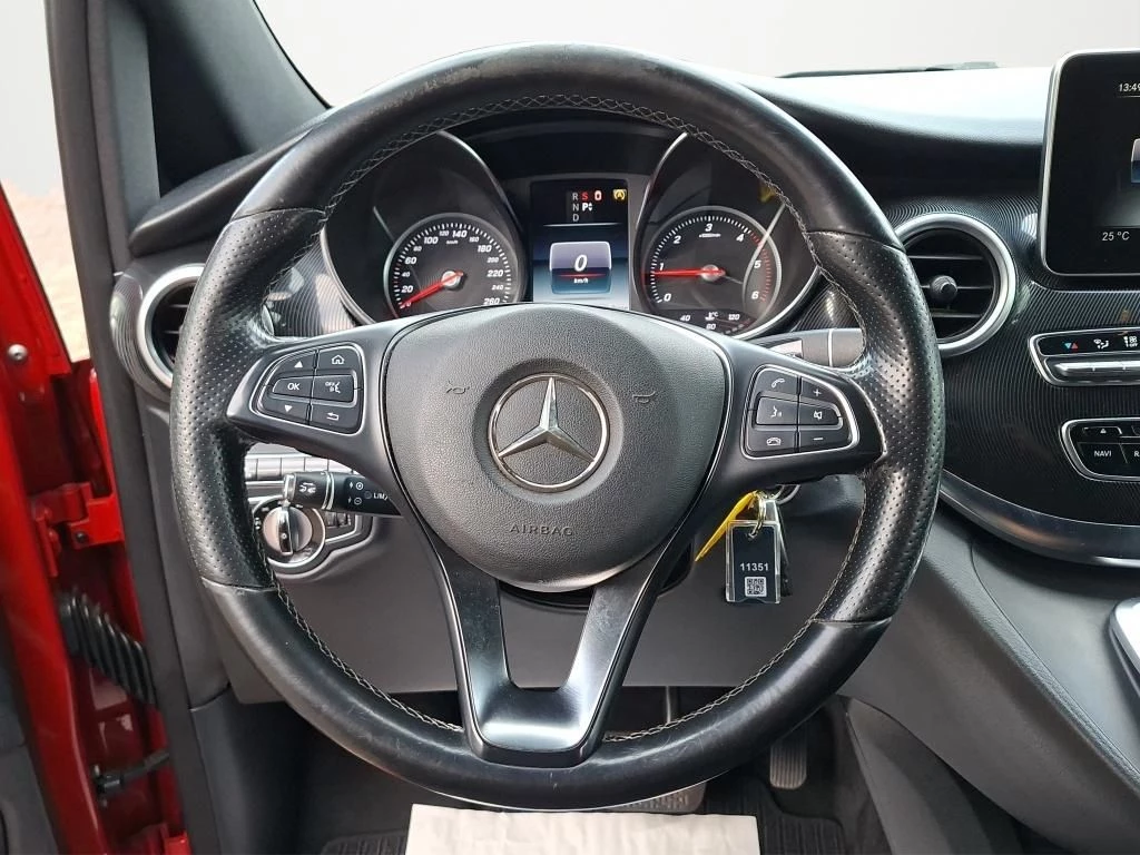 Mercedes-Benz V-Klasse 220 EDITION NAVI TEMPOMAT SCHIEBETUER RE ELK EditionW447 V 220 EDITION NAVI TEMPOMAT SCHIEBETUER RE ELK Edition